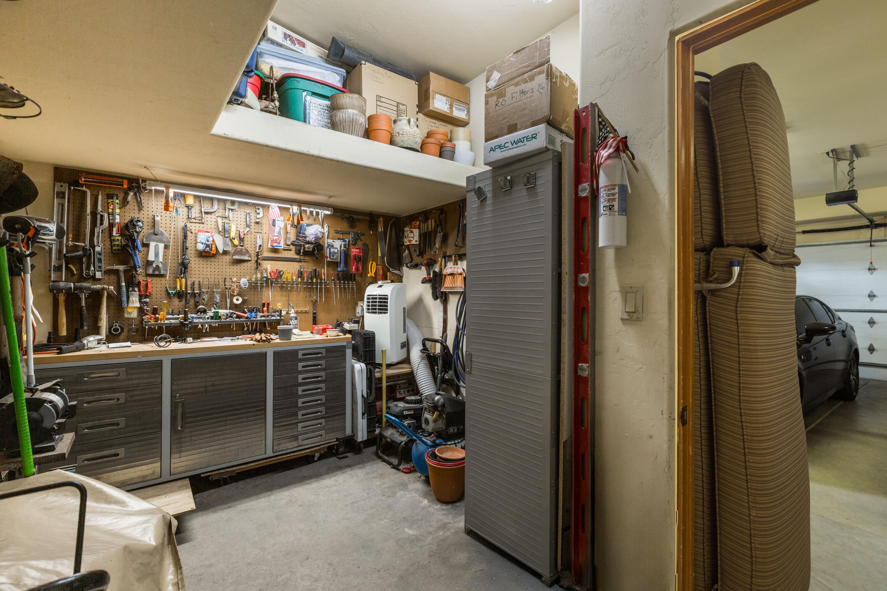 Albuquerque, New Mexico, 87111, United States, 3 Bedrooms Bedrooms, ,3 BathroomsBathrooms,Residential,Active,2042755