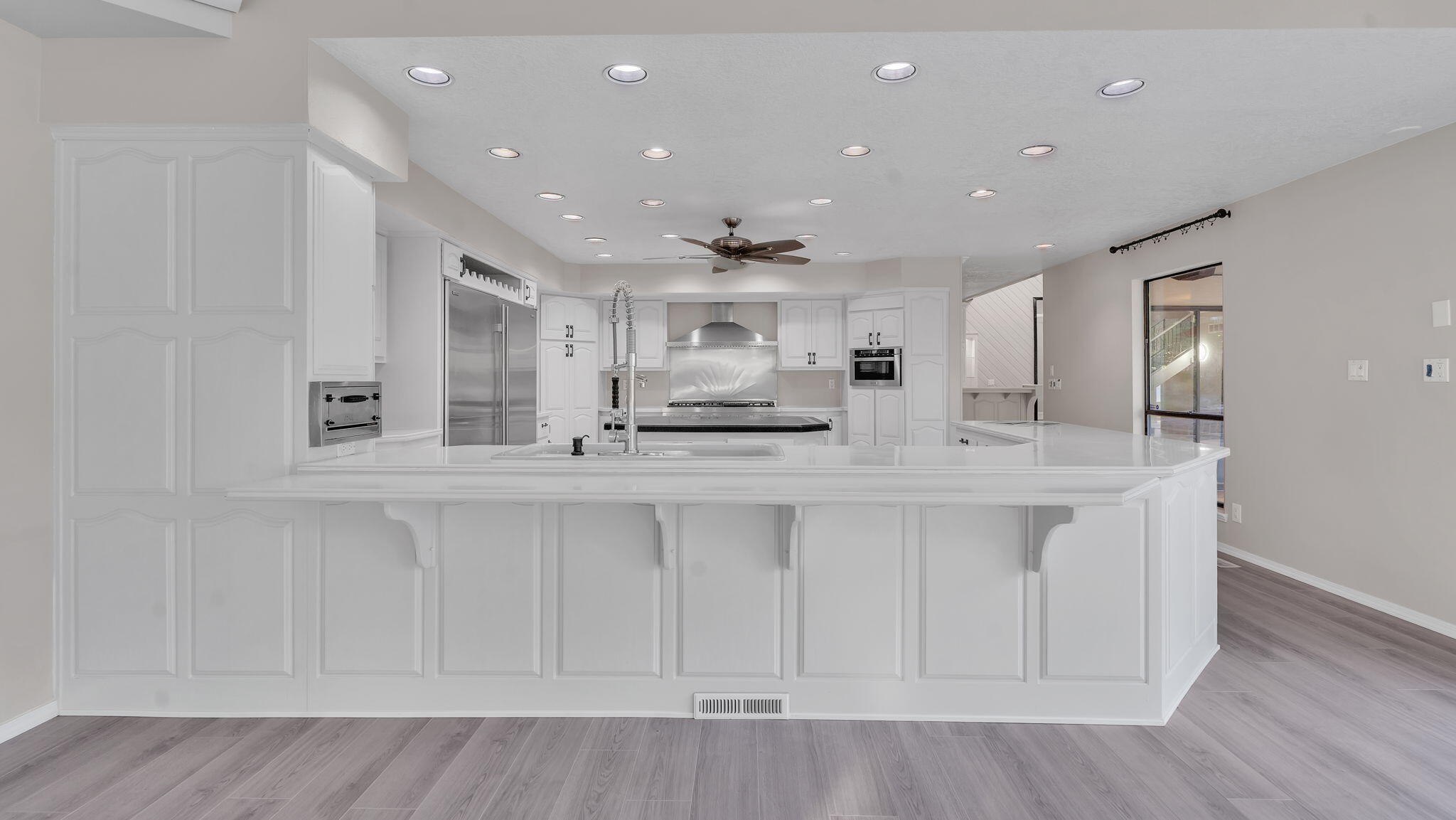 Albuquerque, New Mexico, 87111, United States, 4 Bedrooms Bedrooms, ,3 BathroomsBathrooms,Residential,Active,1965790