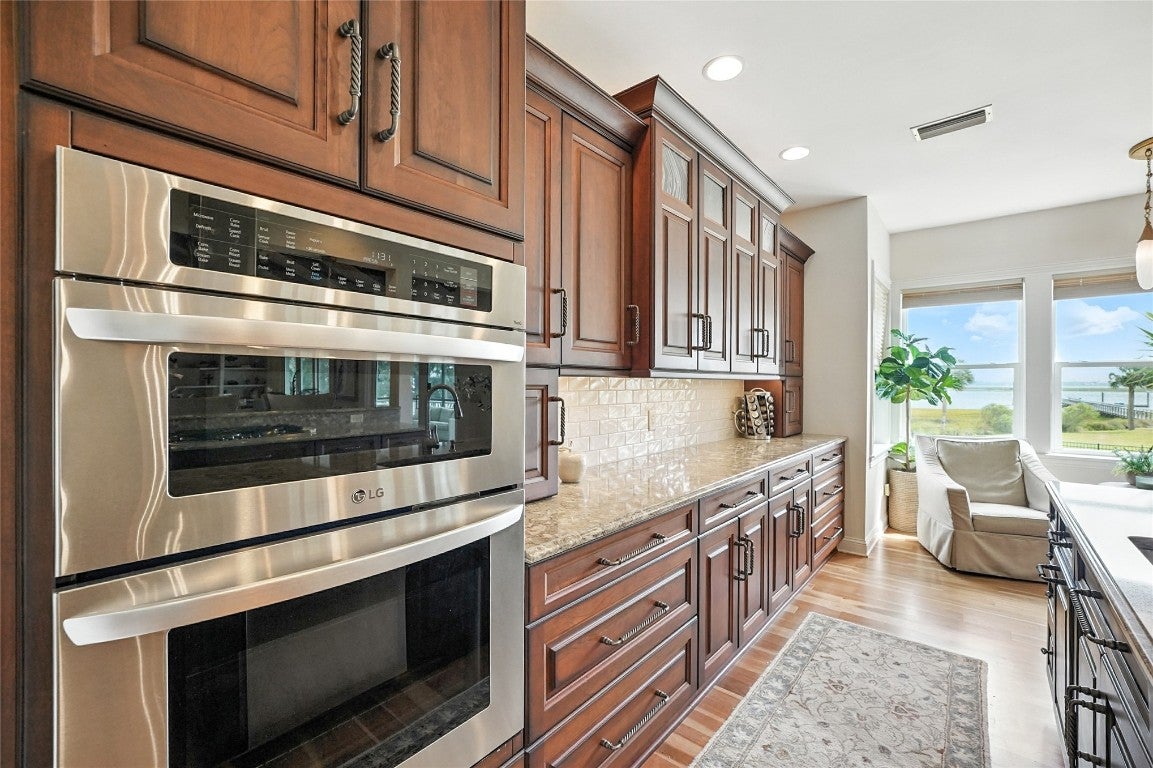 Fernandina Beach, Florida, 32034, United States, 4 Bedrooms Bedrooms, ,3 BathroomsBathrooms,Residential,Active,1972171