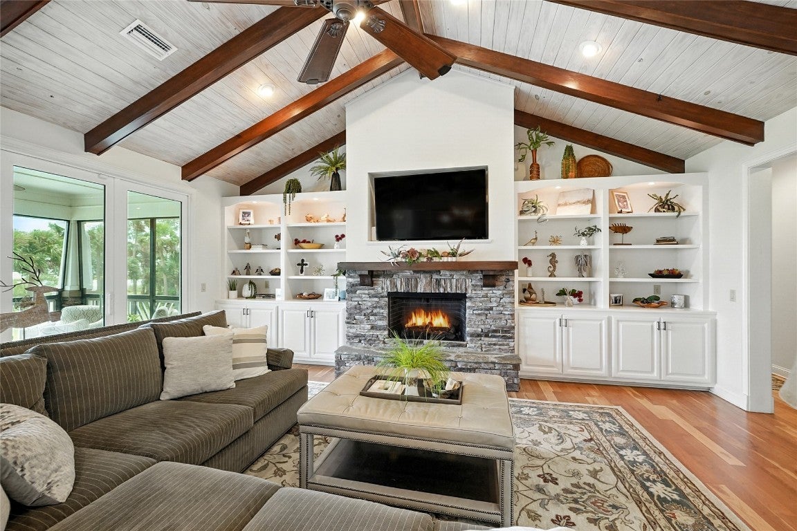 Fernandina Beach, Florida, 32034, United States, 4 Bedrooms Bedrooms, ,3 BathroomsBathrooms,Residential,Active,1972171