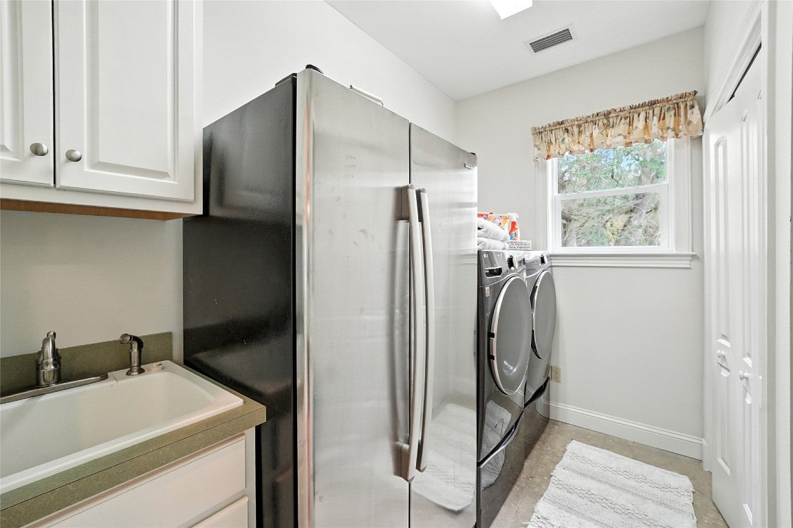 Fernandina Beach, Florida, 32034, United States, 4 Bedrooms Bedrooms, ,3 BathroomsBathrooms,Residential,Active,1972171