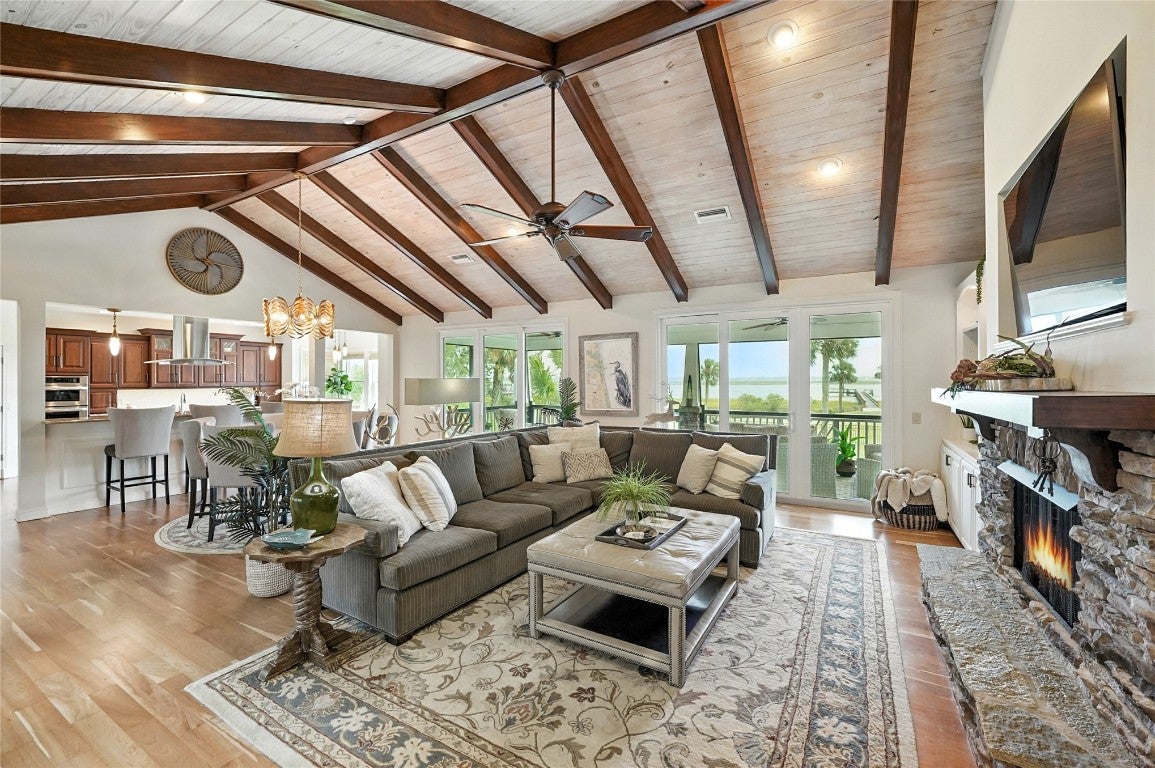 Fernandina Beach, Florida, 32034, United States, 4 Bedrooms Bedrooms, ,3 BathroomsBathrooms,Residential,Active,1972171