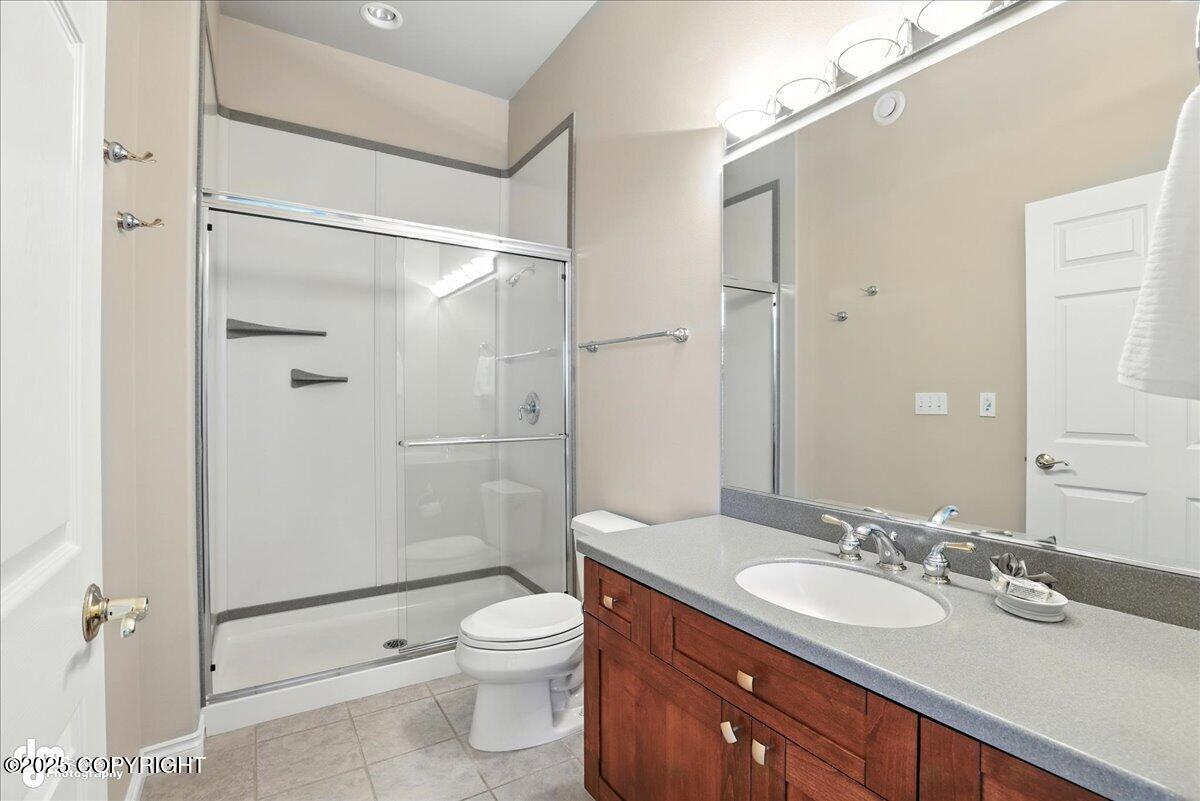 Anchorage, Alaska, 99516, United States, 6 Bedrooms Bedrooms, ,5 BathroomsBathrooms,Residential,Active,1914593