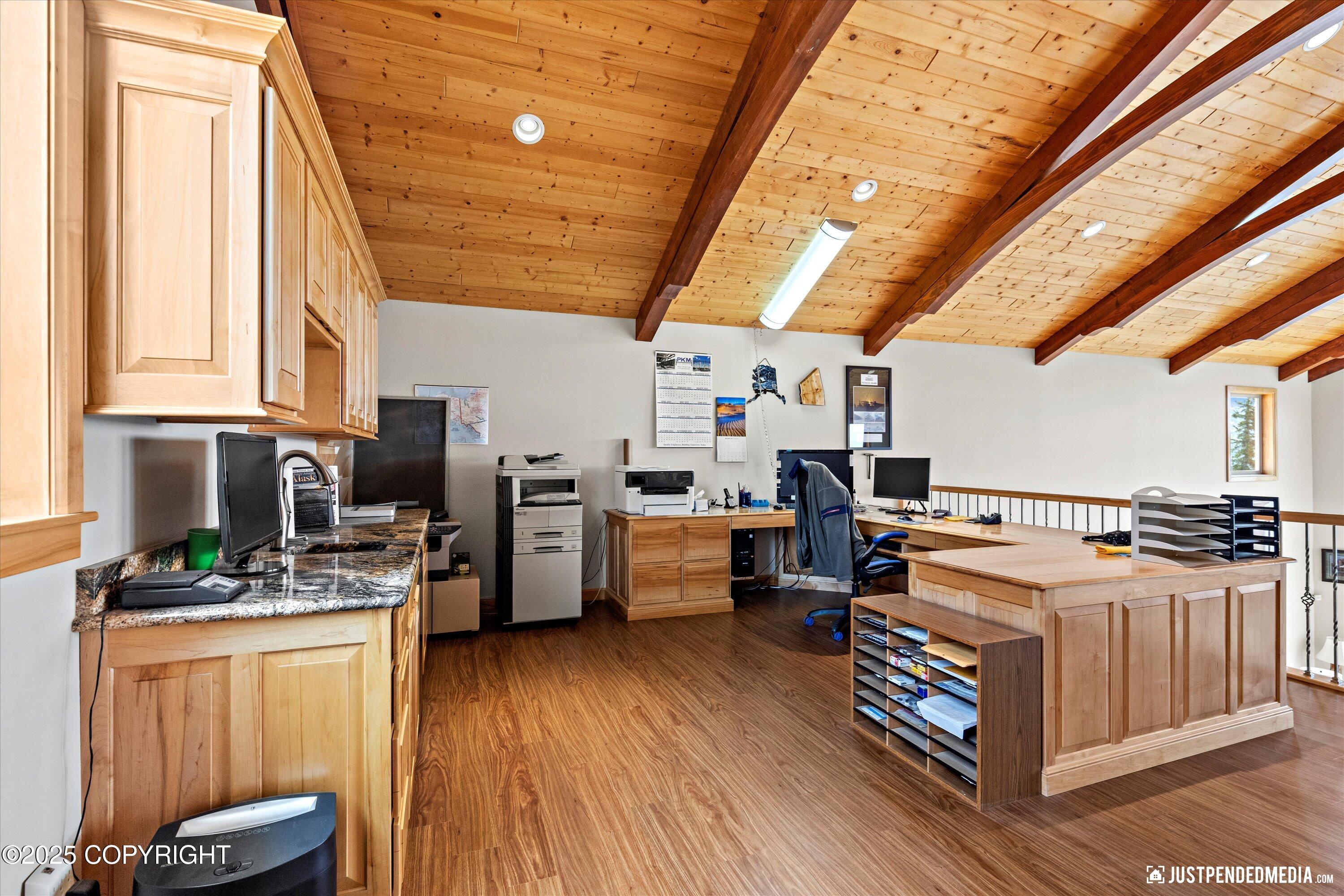 Eagle River, Alaska, 99577, United States, 4 Bedrooms Bedrooms, ,5 BathroomsBathrooms,Residential,Active,1849197