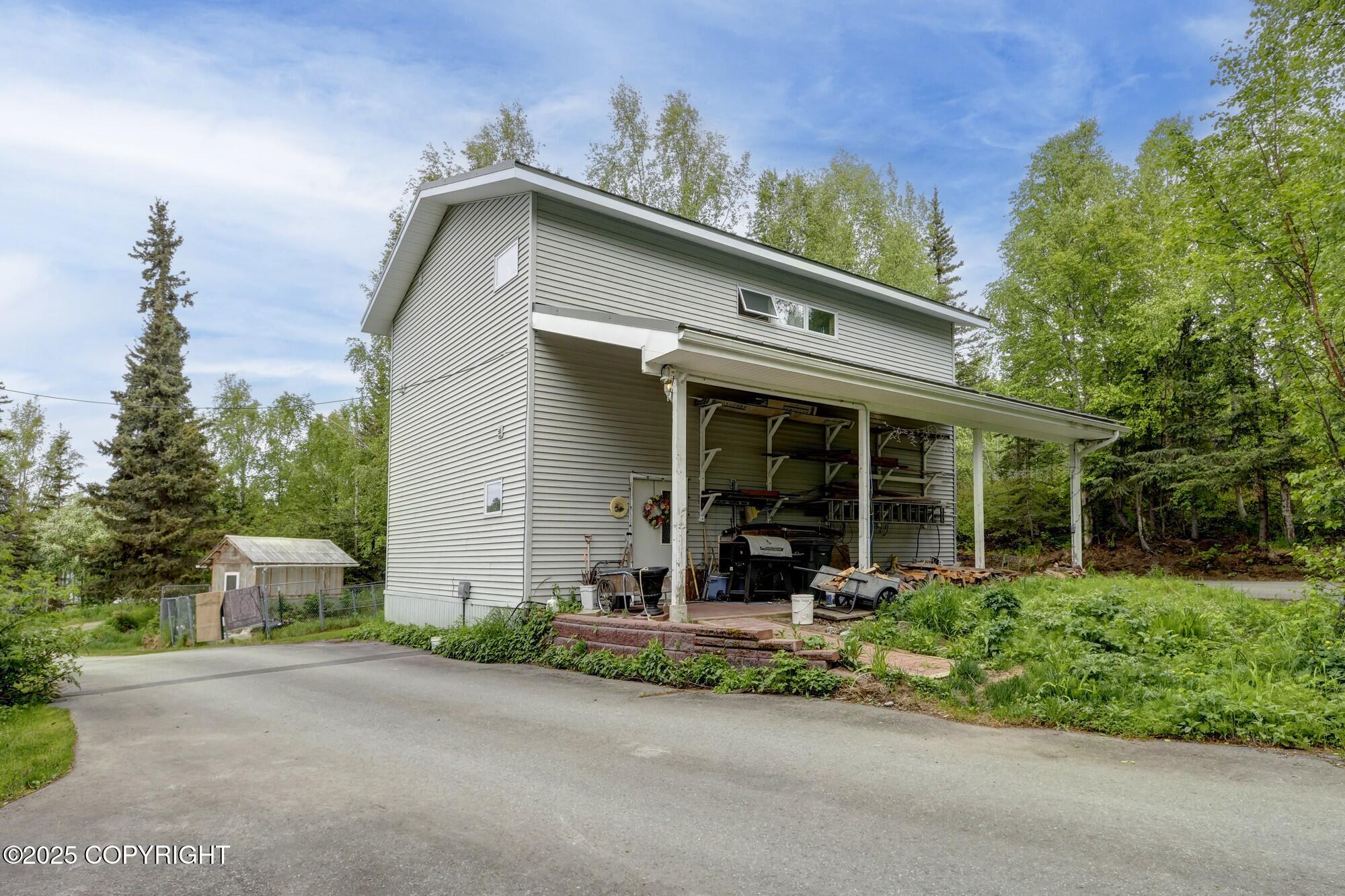 Anchorage, Alaska, 99516, United States, 4 Bedrooms Bedrooms, ,5 BathroomsBathrooms,Residential,Active,1914594