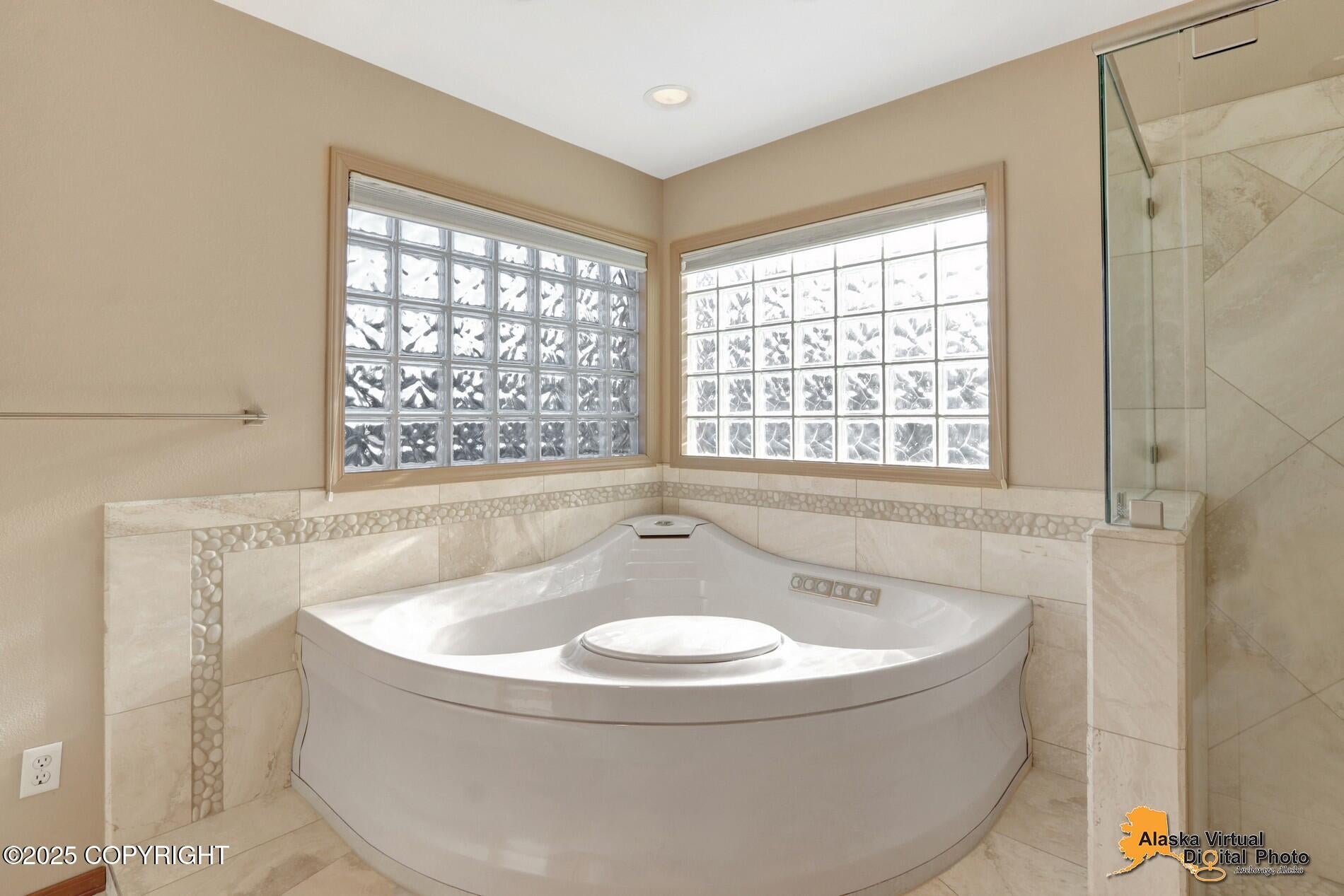 Anchorage, Alaska, 99504, United States, 6 Bedrooms Bedrooms, ,5 BathroomsBathrooms,Residential,Active,1926712