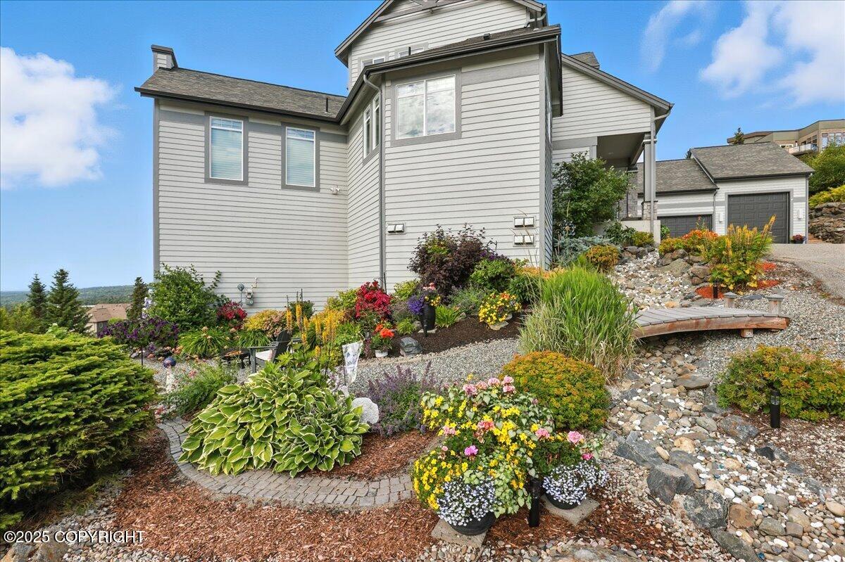 Anchorage, Alaska, 99516, United States, 6 Bedrooms Bedrooms, ,5 BathroomsBathrooms,Residential,Active,1914593