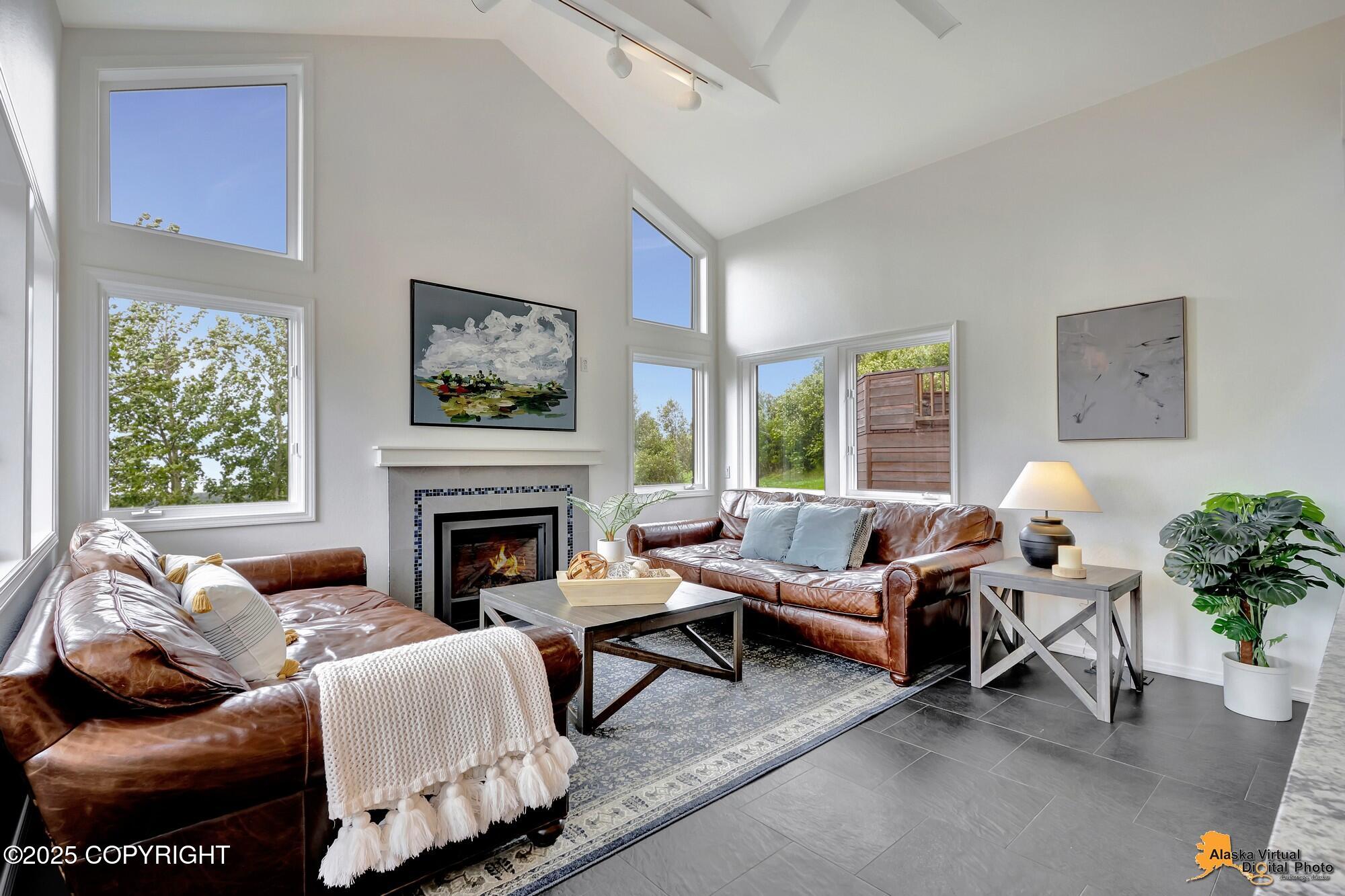Anchorage, Alaska, 99516, United States, 3 Bedrooms Bedrooms, ,4 BathroomsBathrooms,Residential,Active,1936614