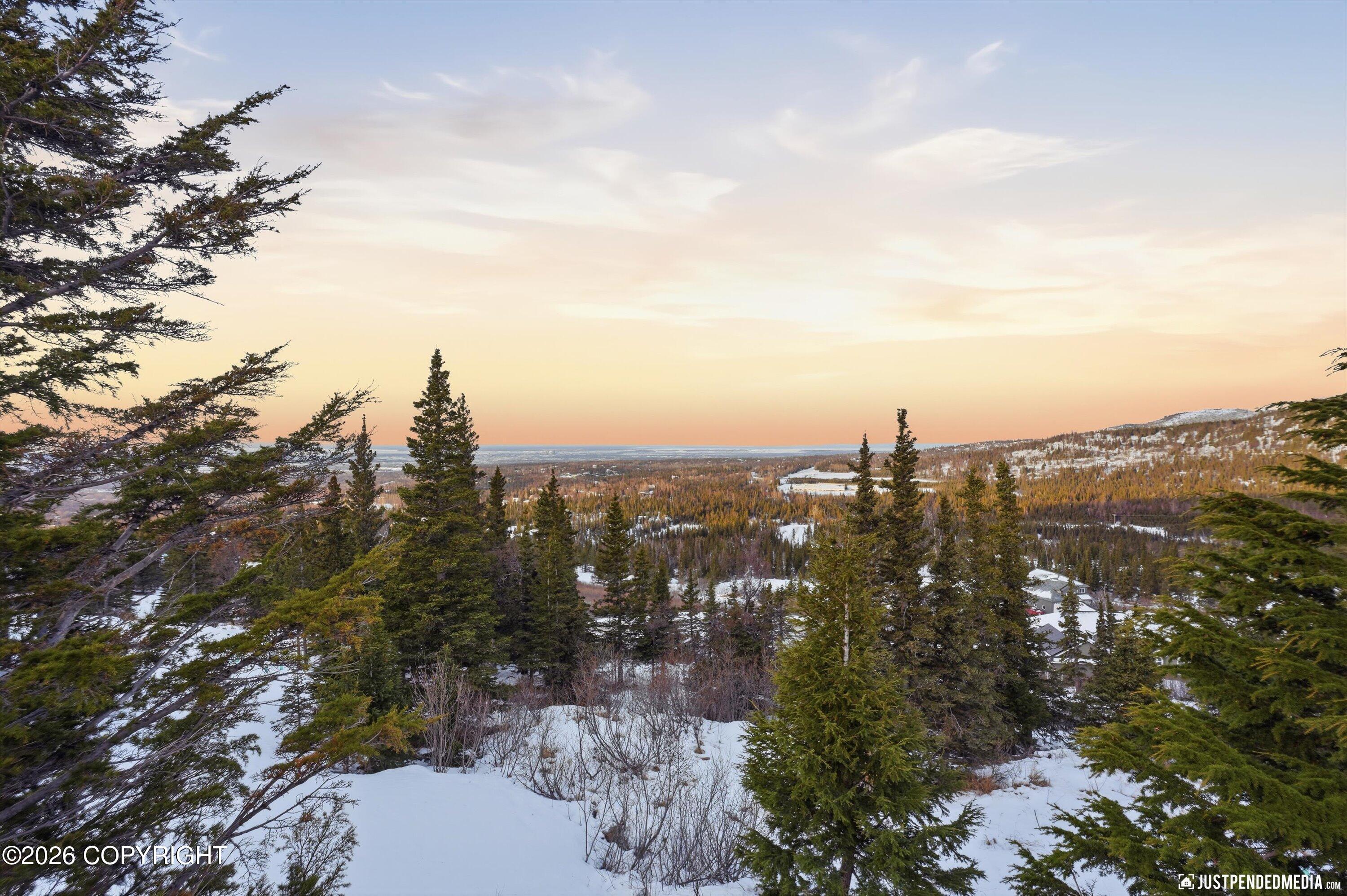 Anchorage, Alaska, 99516, United States, 4 Bedrooms Bedrooms, ,6 BathroomsBathrooms,Residential,Active,2011878