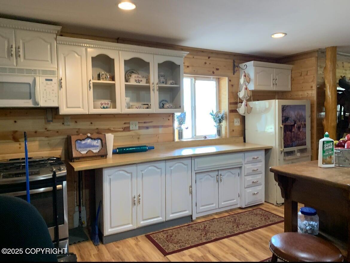 Wasilla, Alaska, 99654, United States, 7 Bedrooms Bedrooms, ,6 BathroomsBathrooms,Residential,Active,2006817