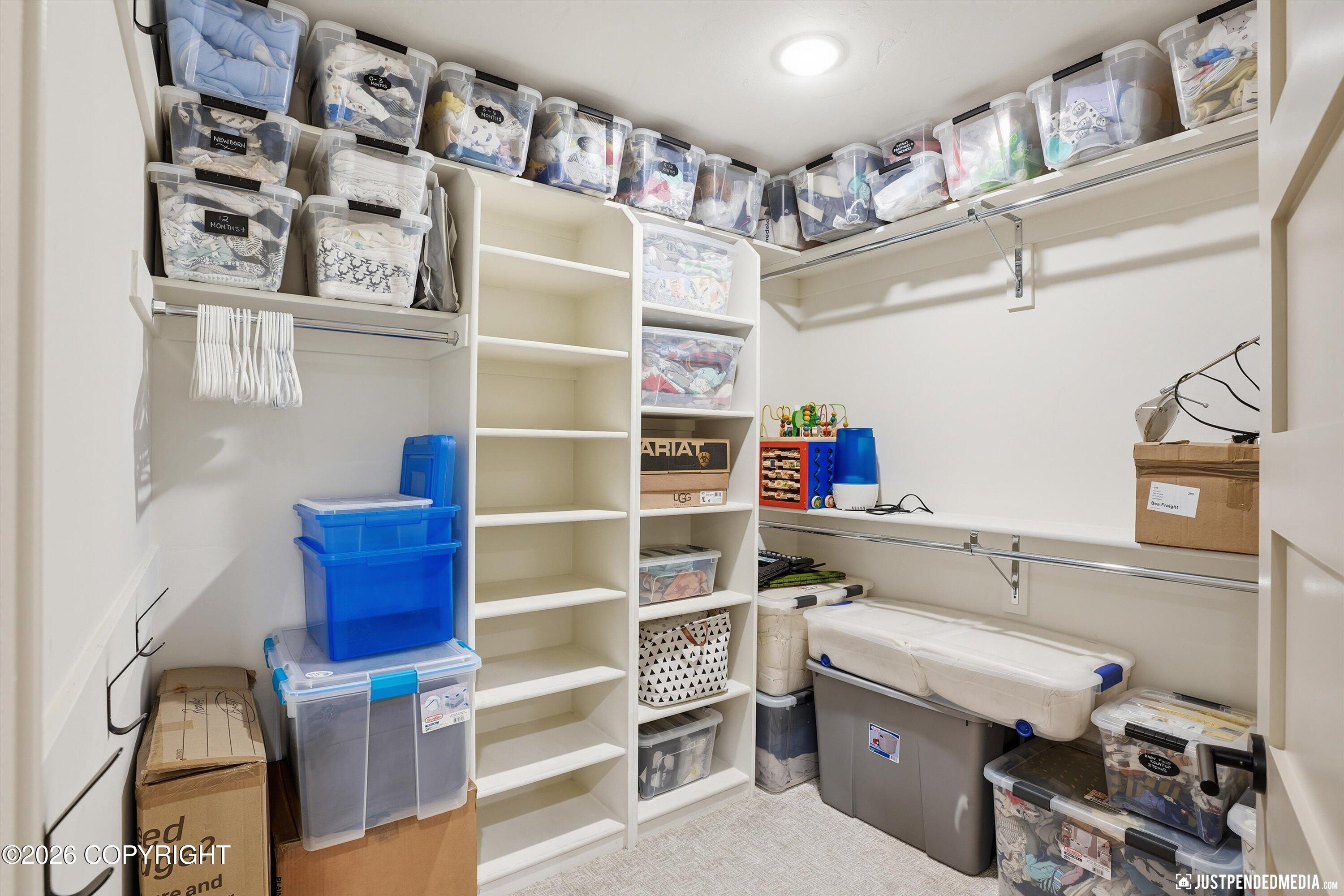 Anchorage, Alaska, 99516, United States, 4 Bedrooms Bedrooms, ,6 BathroomsBathrooms,Residential,Active,2011878