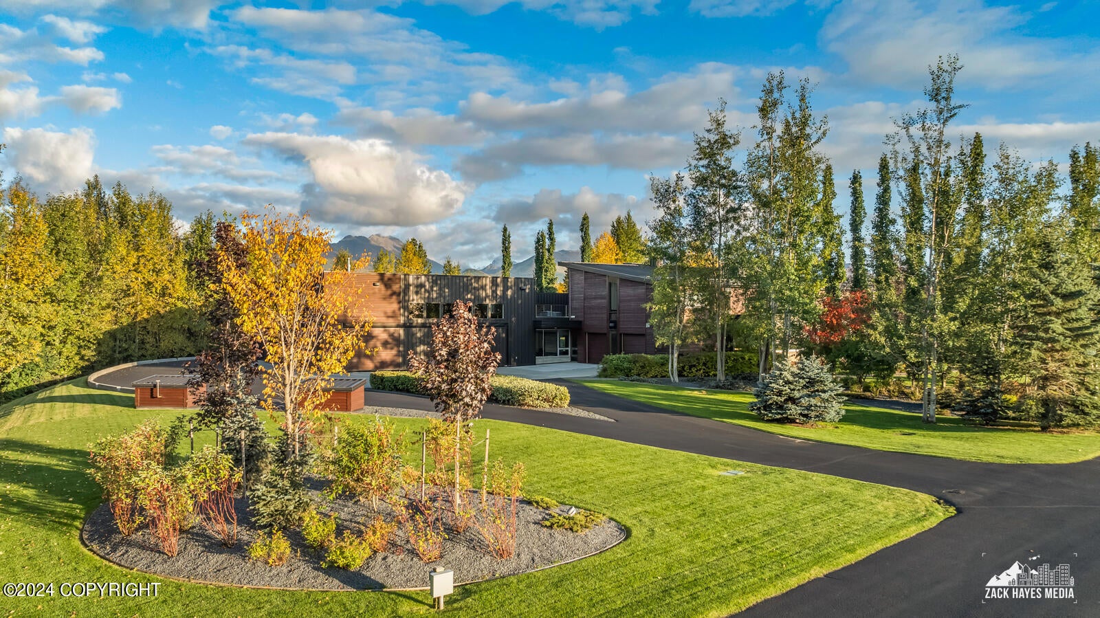 Anchorage, Alaska, 99516, United States, 4 Bedrooms Bedrooms, ,7 BathroomsBathrooms,Residential,Active,1849221