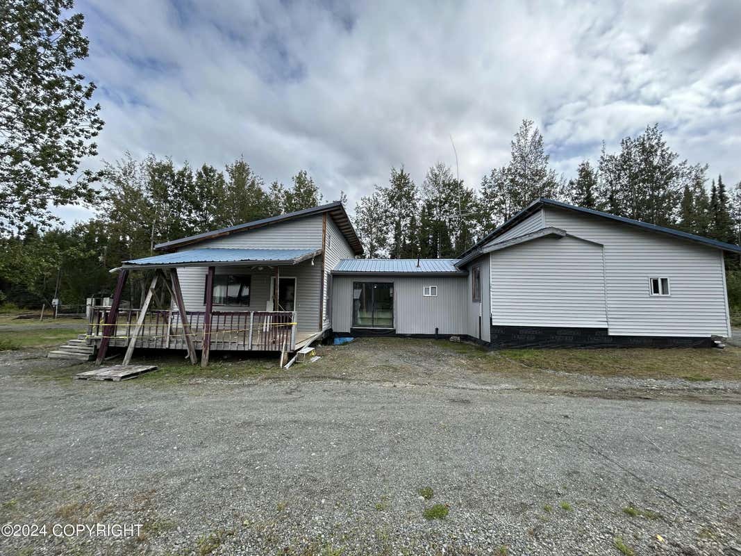 32907 FUNNY RIVER RD, SOLDOTNA, AK 99669, photo 1 of 29