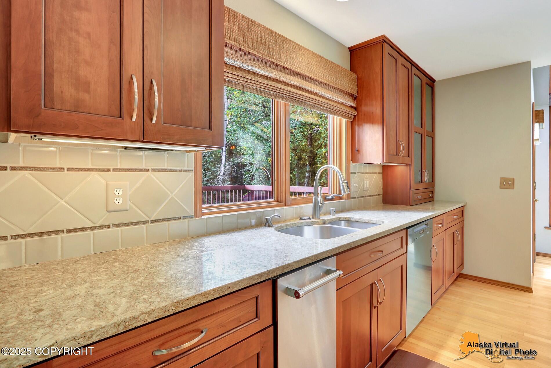 Anchorage, Alaska, 99504, United States, 6 Bedrooms Bedrooms, ,5 BathroomsBathrooms,Residential,Active,1926712