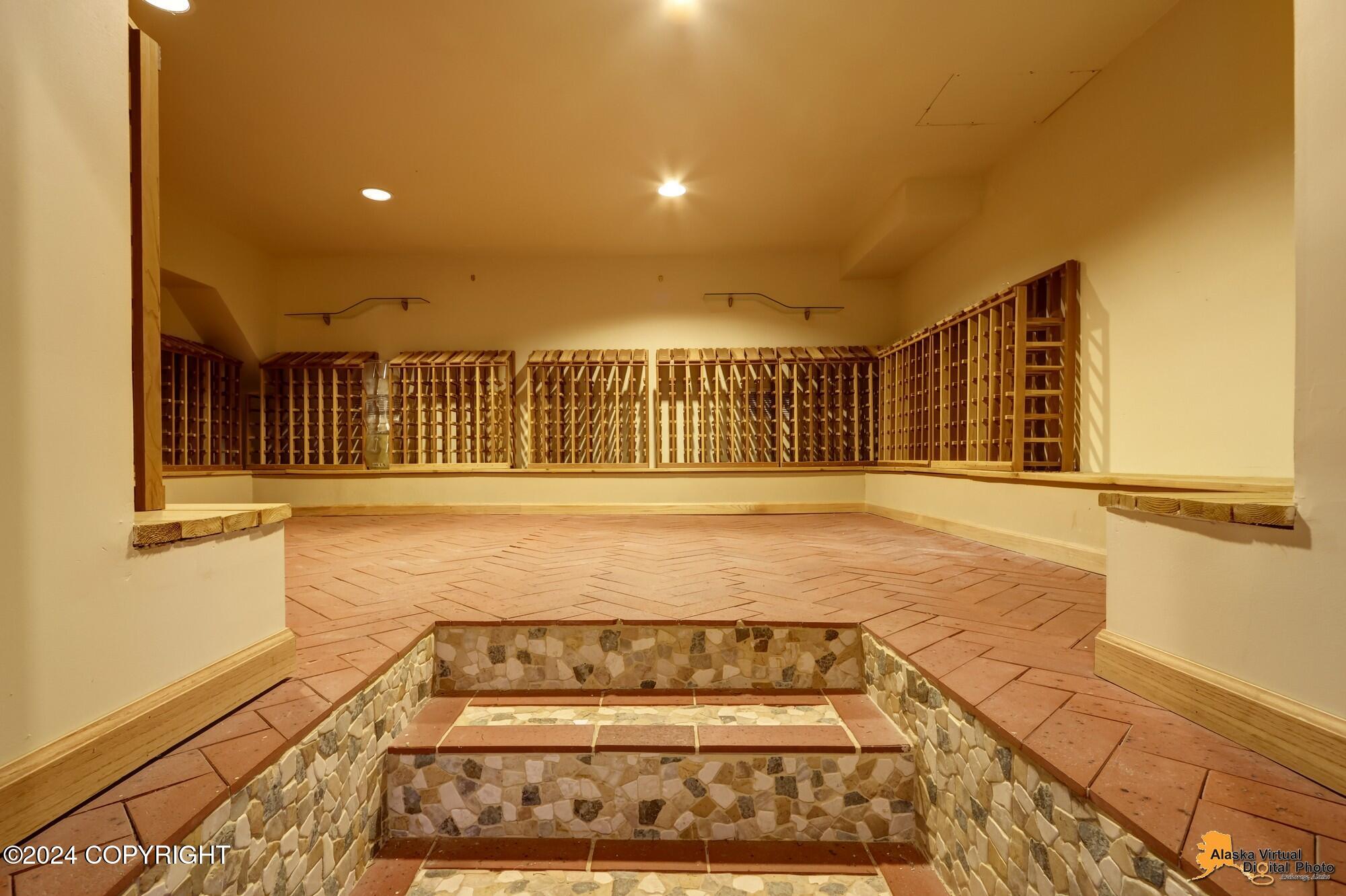 Anchorage, Alaska, 99502, United States, 4 Bedrooms Bedrooms, ,6 BathroomsBathrooms,Residential,Active,1849193