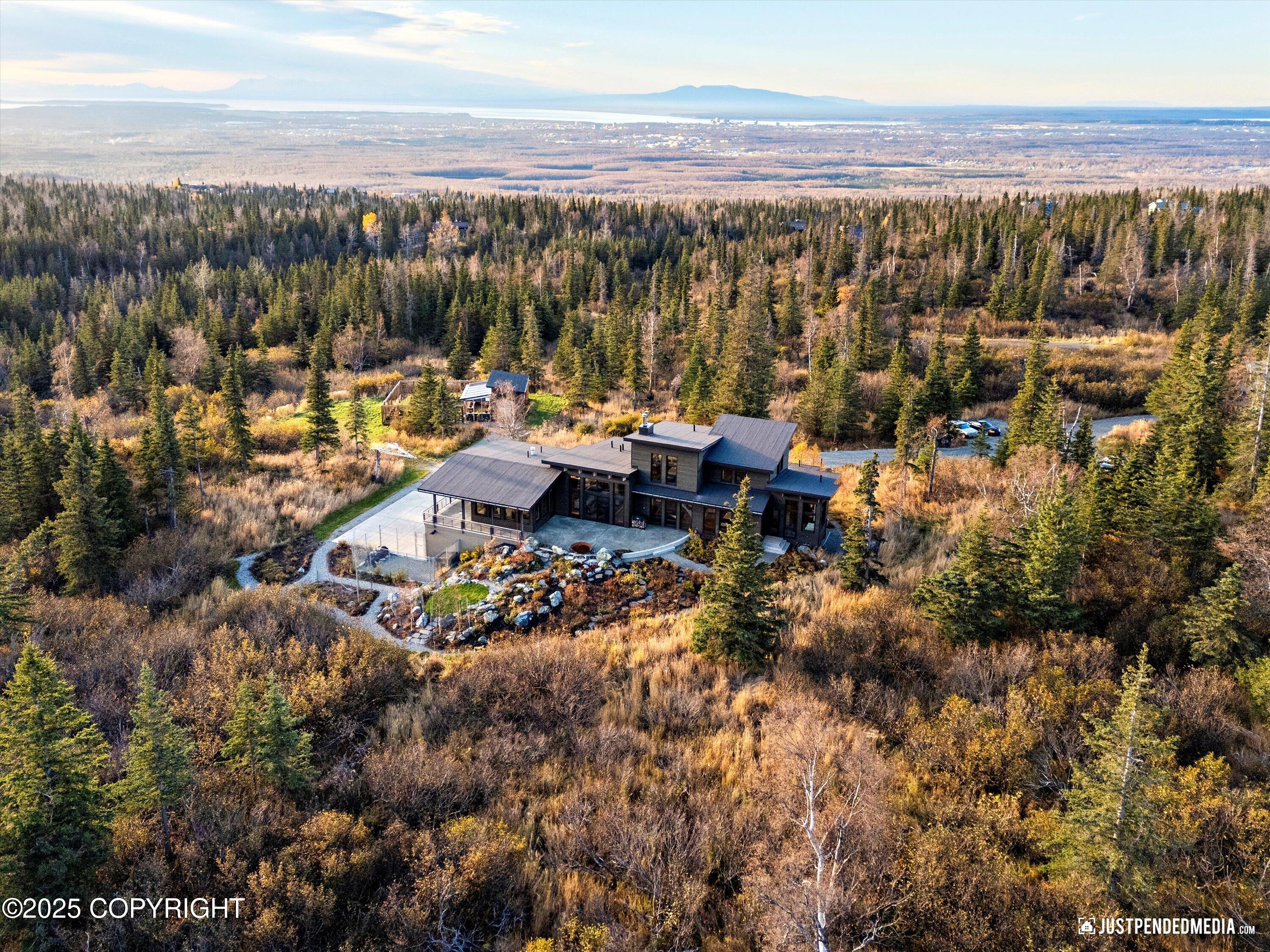 Anchorage, Alaska, 99507, United States, 3 Bedrooms Bedrooms, ,3 BathroomsBathrooms,Residential,Active,1964460