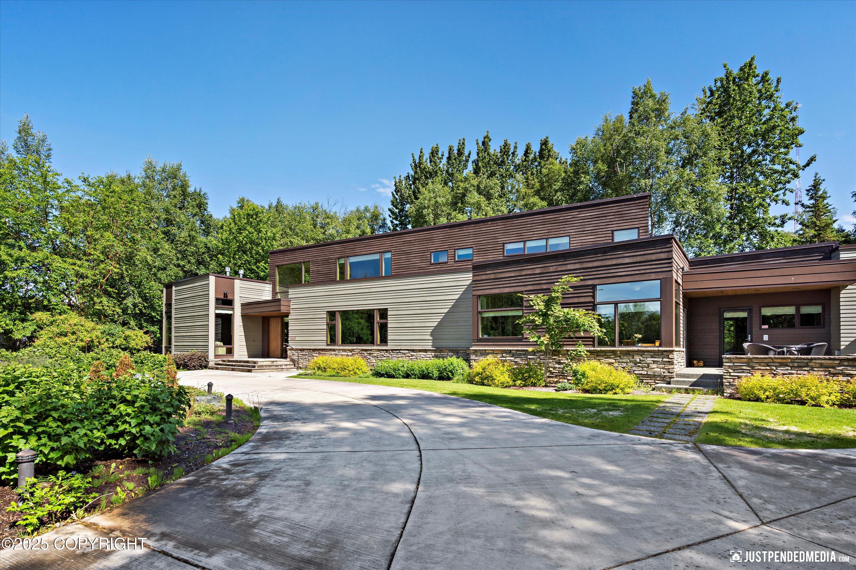 Anchorage, Alaska, 99517, United States, 3 Bedrooms Bedrooms, ,5 BathroomsBathrooms,Residential,Active,1849181