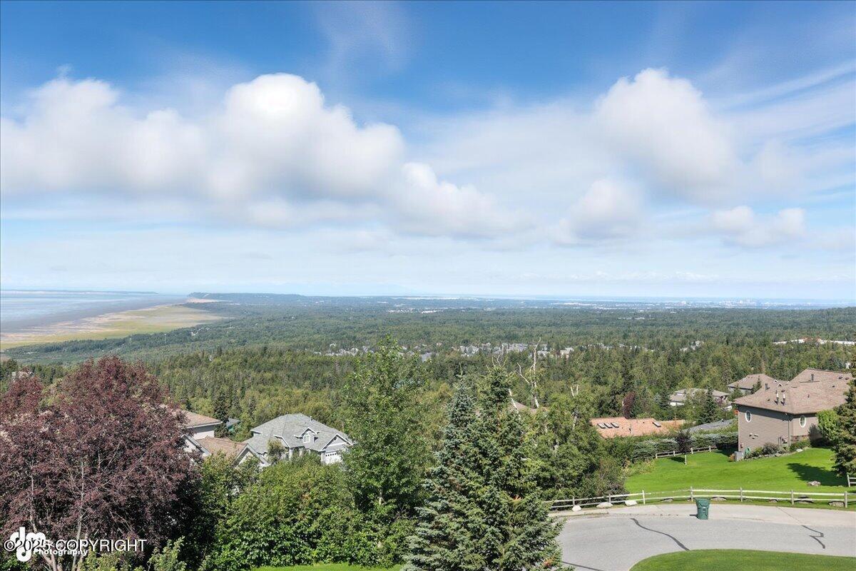 Anchorage, Alaska, 99516, United States, 6 Bedrooms Bedrooms, ,5 BathroomsBathrooms,Residential,Active,1914593