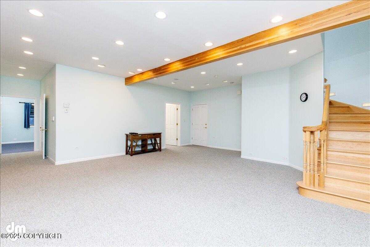 Anchorage, Alaska, 99516, United States, 4 Bedrooms Bedrooms, ,5 BathroomsBathrooms,Residential,Active,1914594