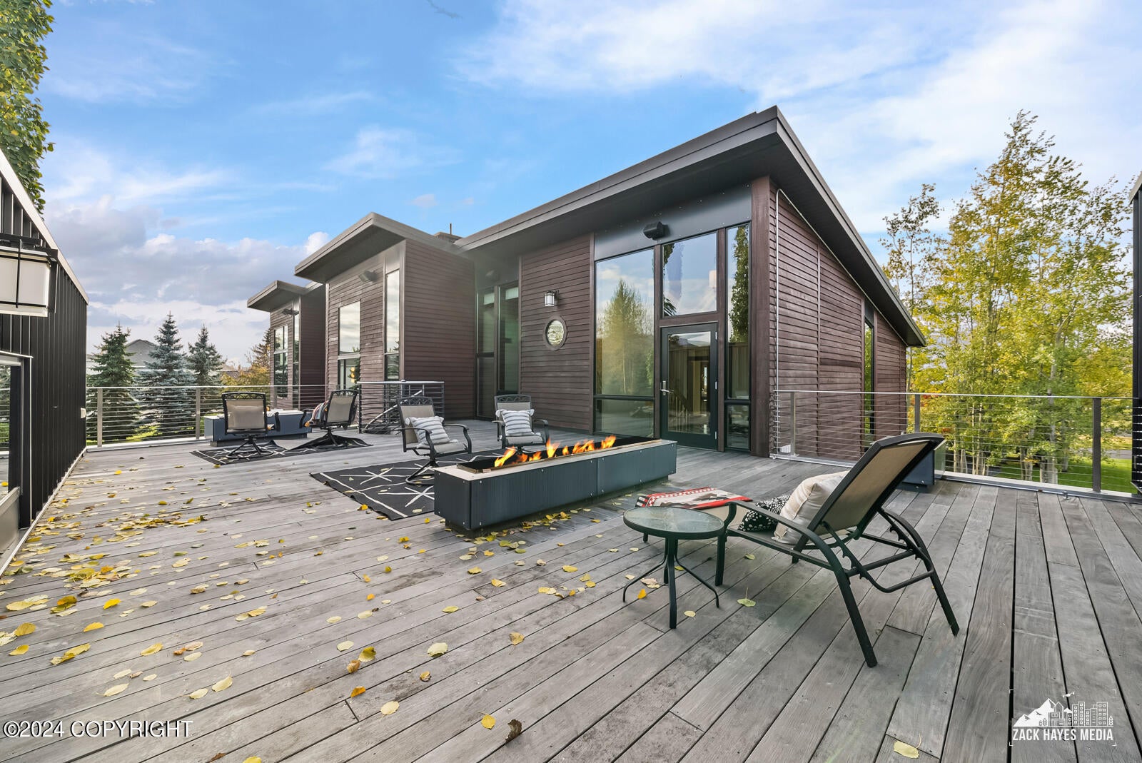 Anchorage, Alaska, 99516, United States, 4 Bedrooms Bedrooms, ,7 BathroomsBathrooms,Residential,Active,1849221