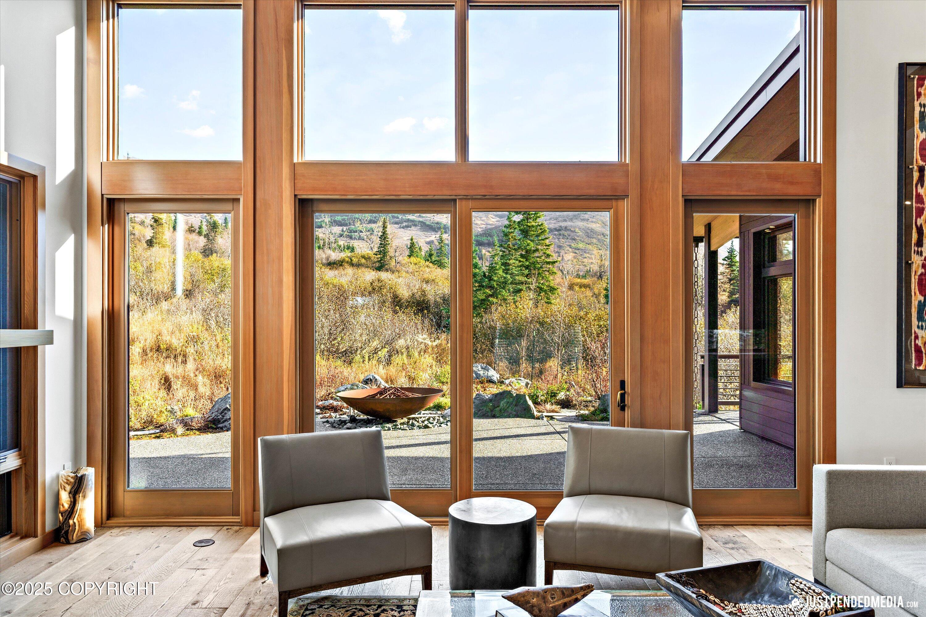 Anchorage, Alaska, 99507, United States, 3 Bedrooms Bedrooms, ,3 BathroomsBathrooms,Residential,Active,1964460