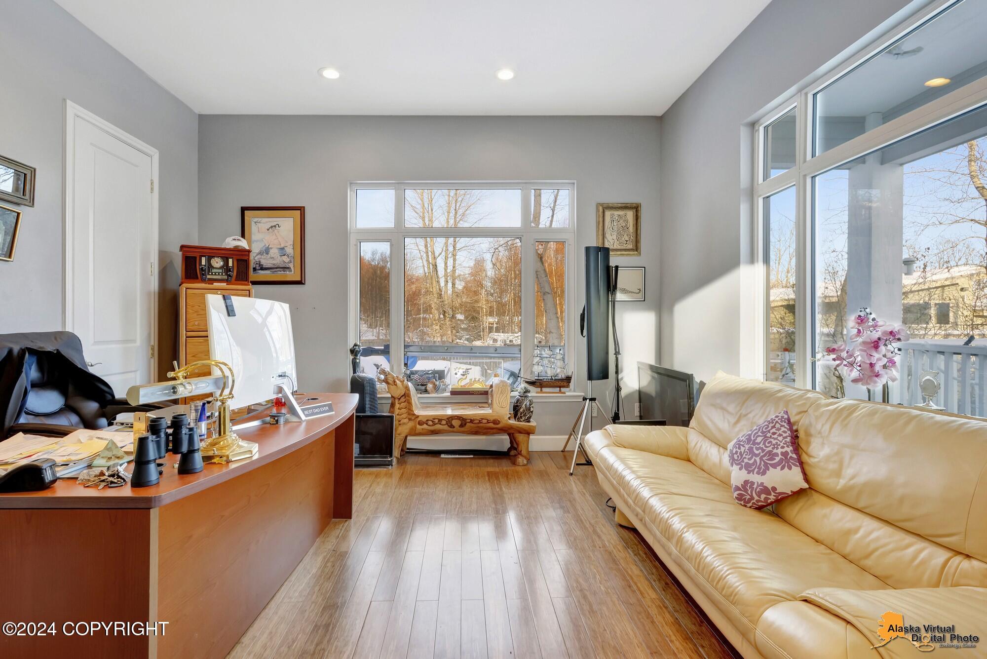 Anchorage, Alaska, 99502, United States, 4 Bedrooms Bedrooms, ,6 BathroomsBathrooms,Residential,Active,1849193