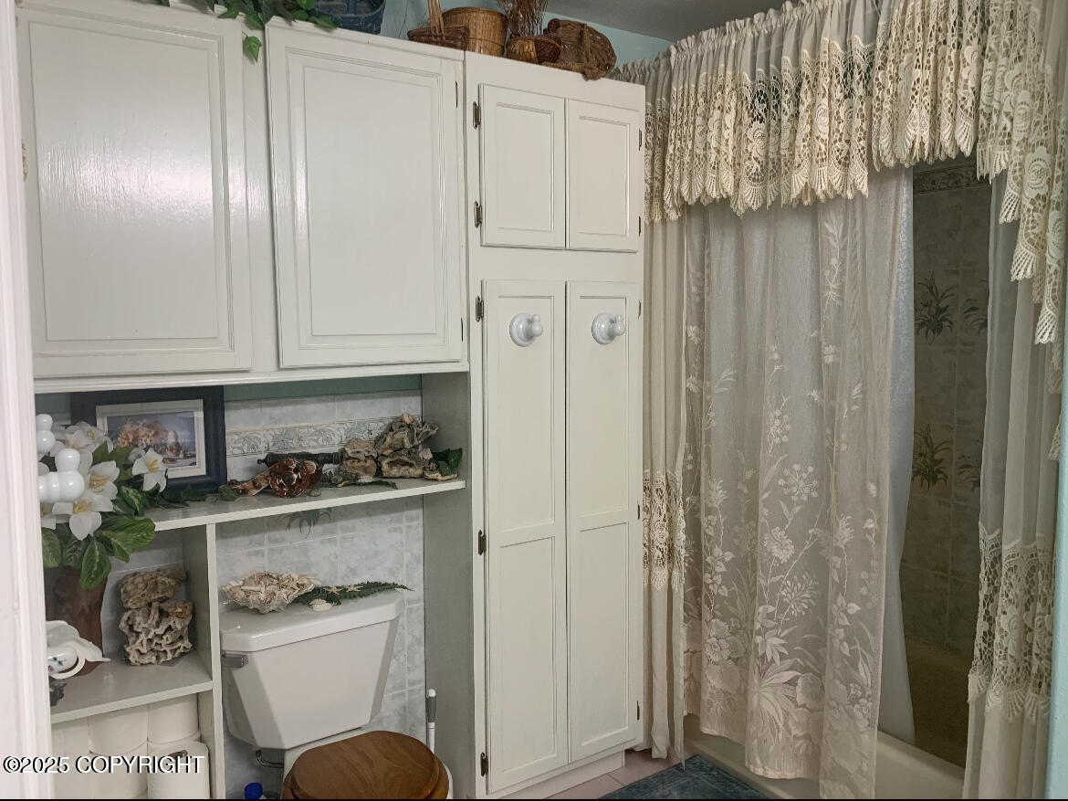 Wasilla, Alaska, 99654, United States, 7 Bedrooms Bedrooms, ,6 BathroomsBathrooms,Residential,Active,2006817