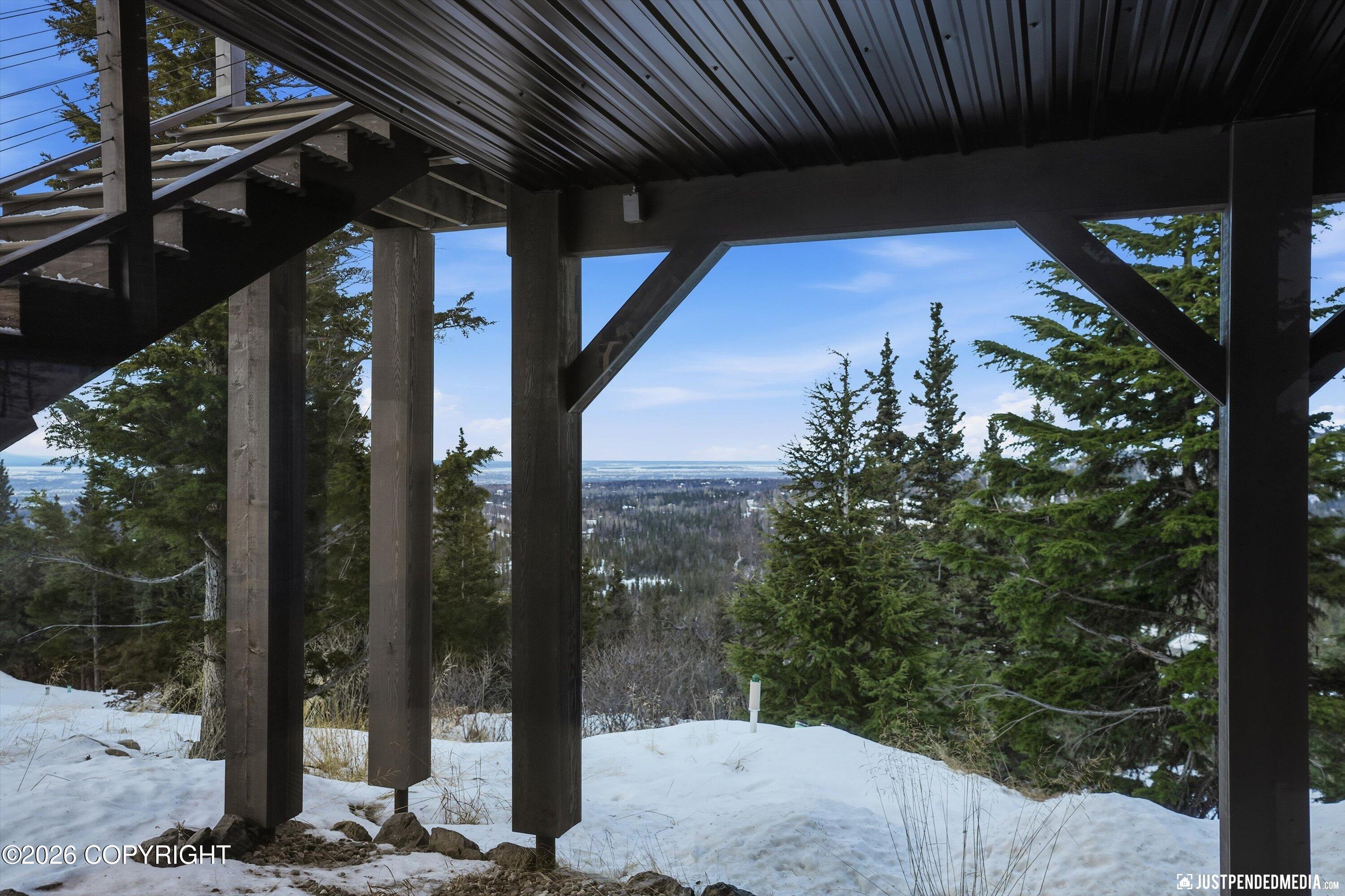 Anchorage, Alaska, 99516, United States, 4 Bedrooms Bedrooms, ,6 BathroomsBathrooms,Residential,Active,2011878