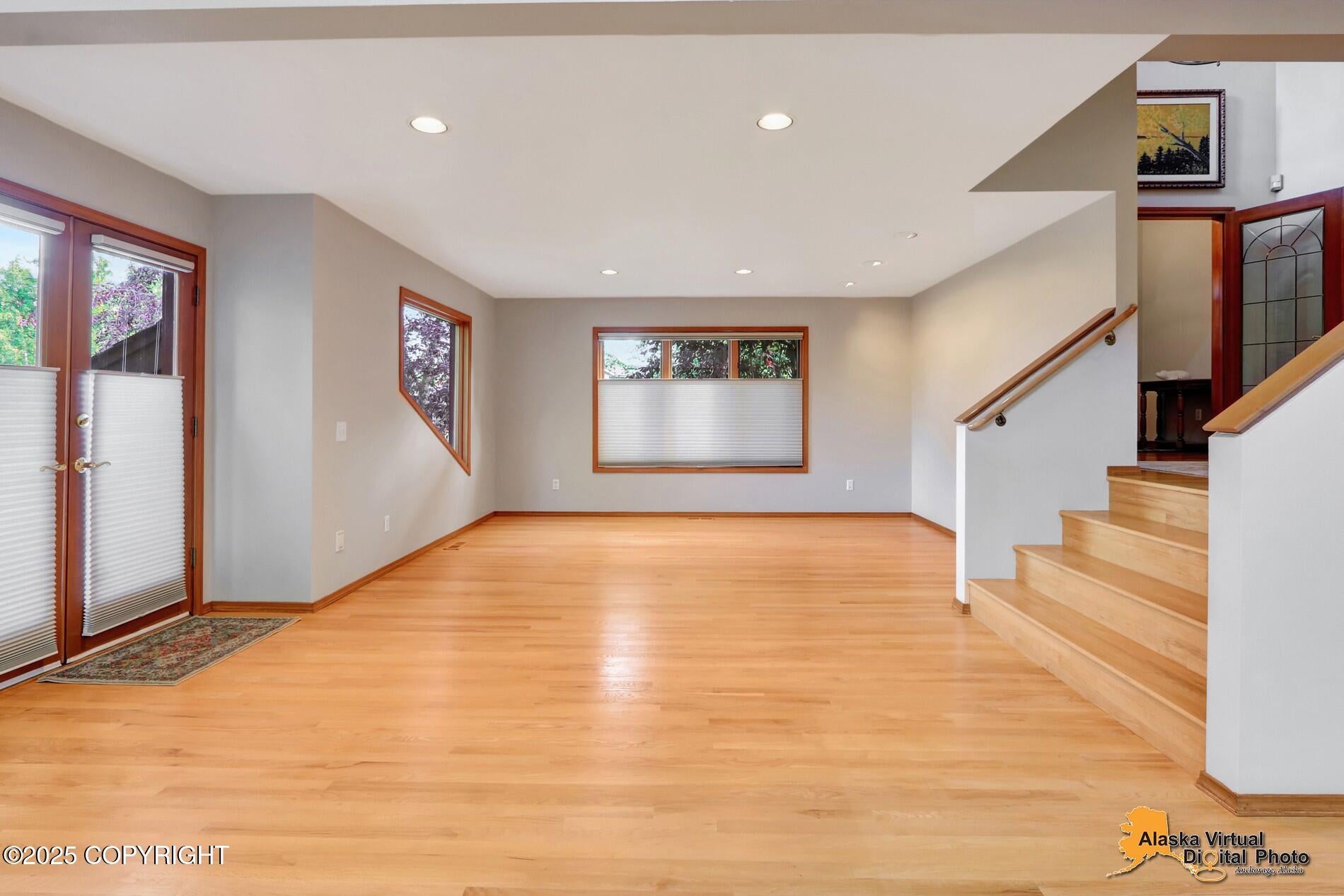 Anchorage, Alaska, 99504, United States, 6 Bedrooms Bedrooms, ,5 BathroomsBathrooms,Residential,Active,1926712