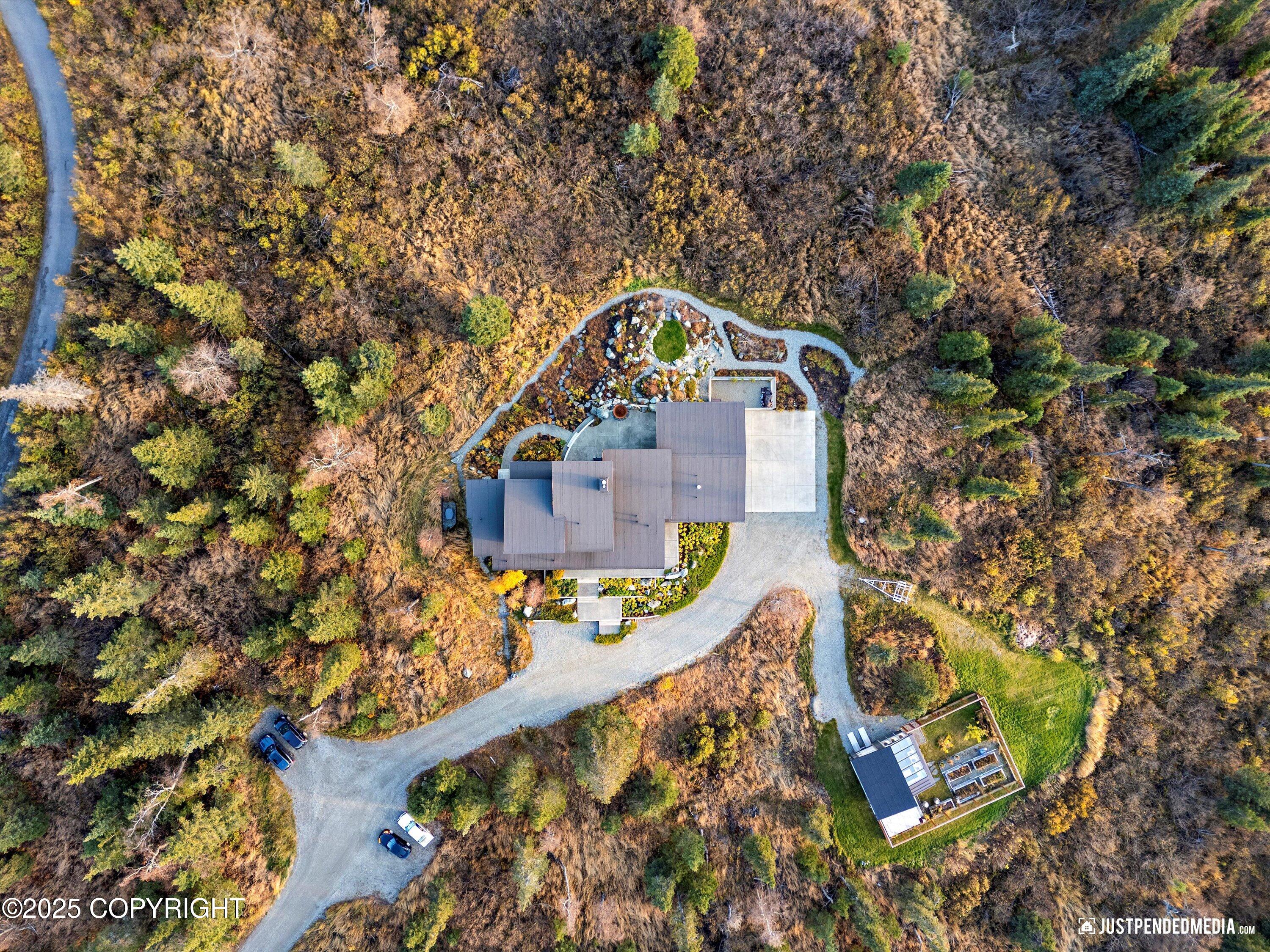 Anchorage, Alaska, 99507, United States, 3 Bedrooms Bedrooms, ,3 BathroomsBathrooms,Residential,Active,1964460