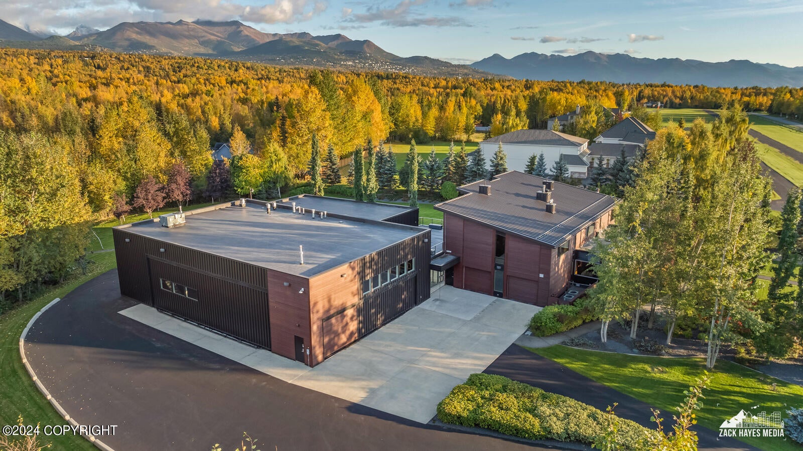 Anchorage, Alaska, 99516, United States, 4 Bedrooms Bedrooms, ,7 BathroomsBathrooms,Residential,Active,1849221