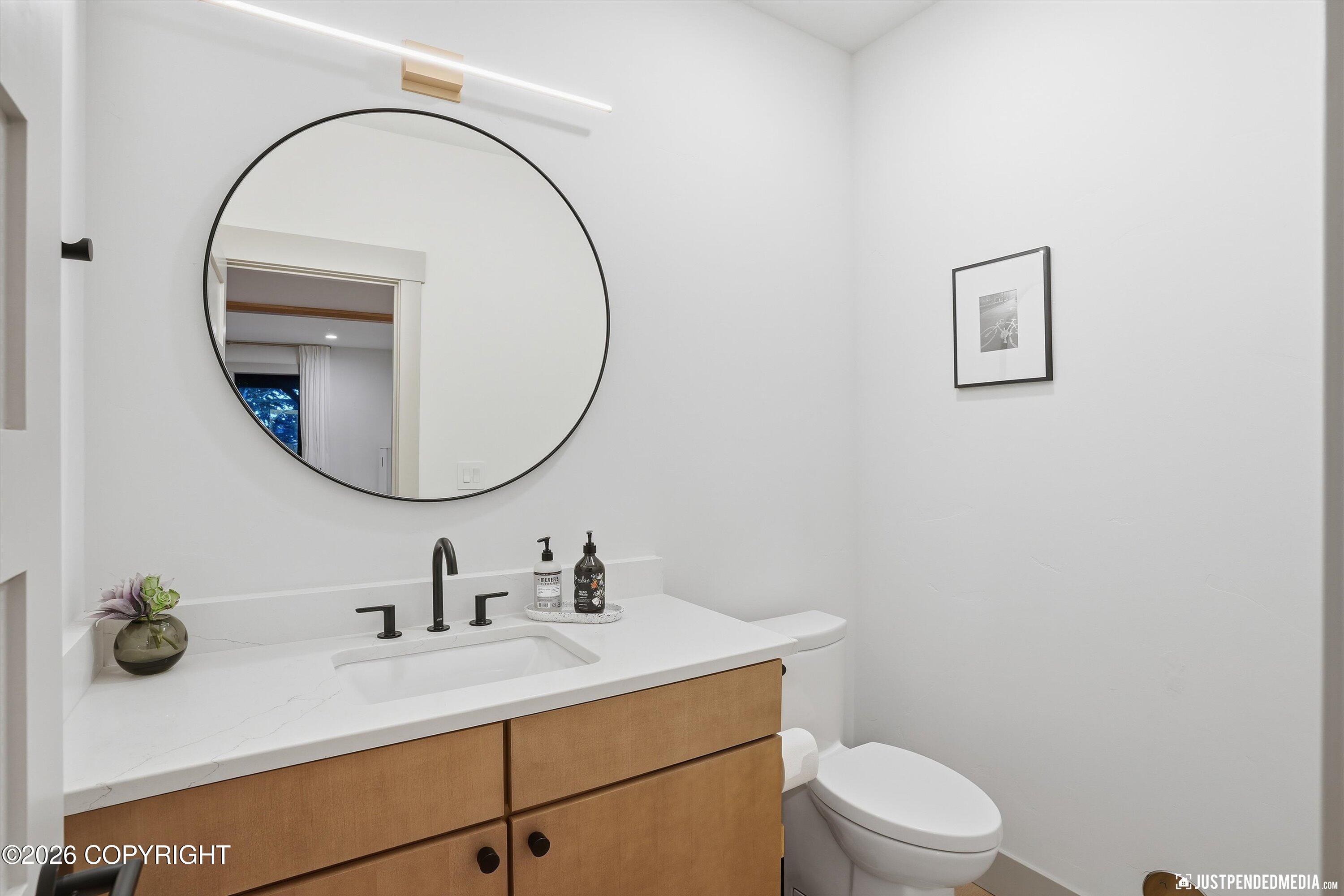 Anchorage, Alaska, 99516, United States, 4 Bedrooms Bedrooms, ,6 BathroomsBathrooms,Residential,Active,2011878