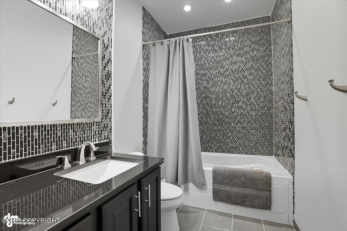 Anchorage, Alaska, 99516, United States, 4 Bedrooms Bedrooms, ,4 BathroomsBathrooms,Residential,Active,1941353