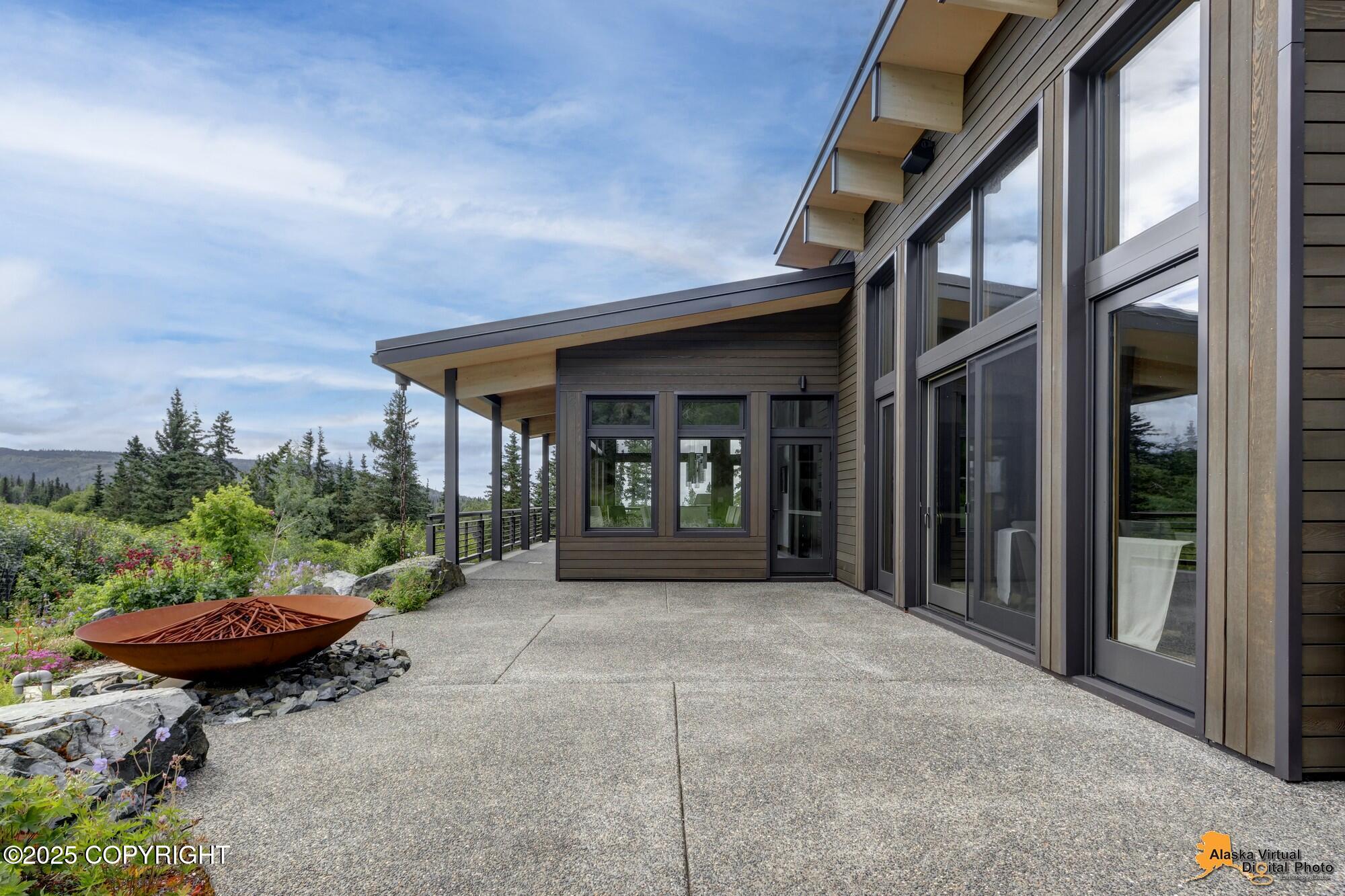 Anchorage, Alaska, 99507, United States, 3 Bedrooms Bedrooms, ,3 BathroomsBathrooms,Residential,Active,1964460