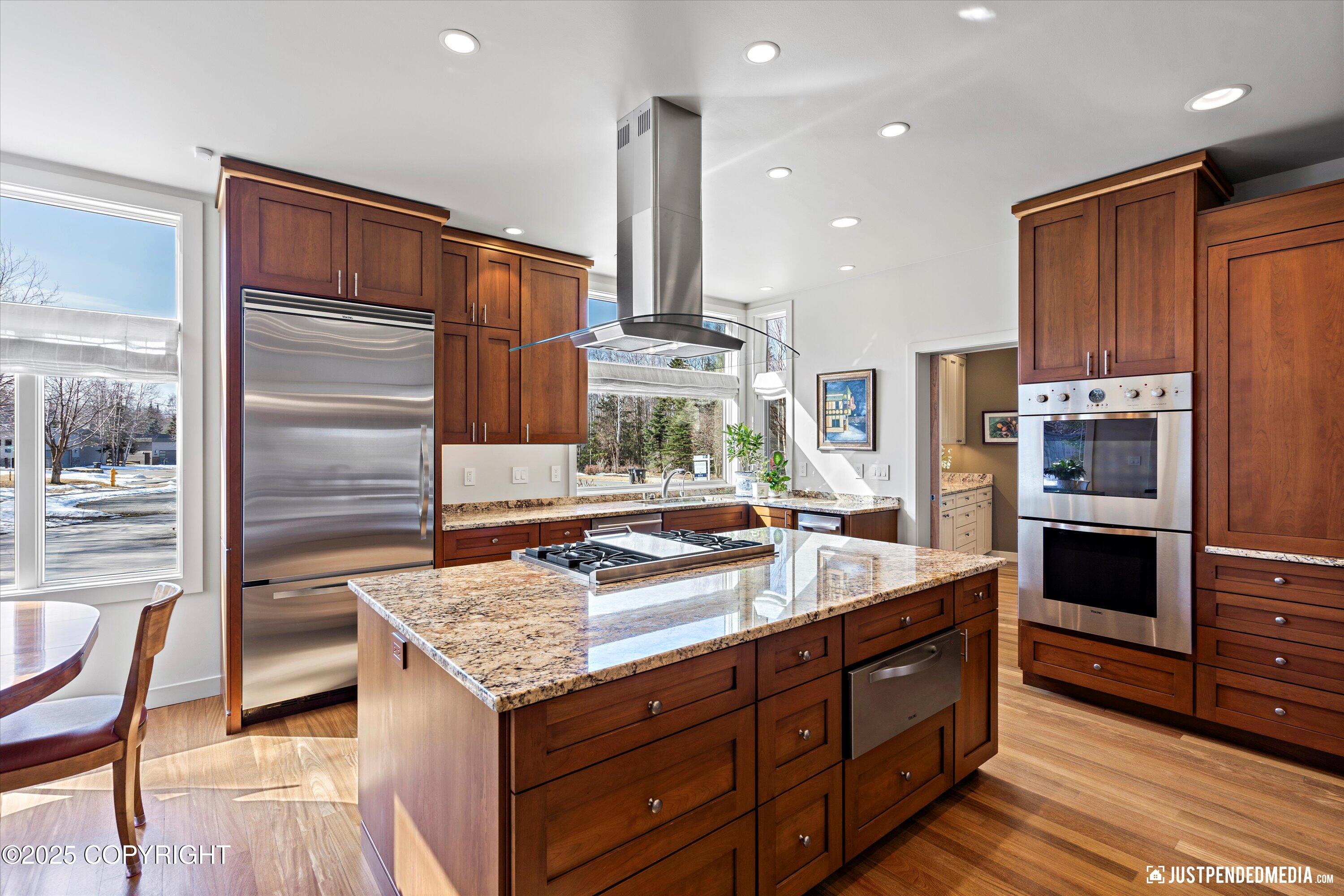 Anchorage, Alaska, 99517, United States, 3 Bedrooms Bedrooms, ,5 BathroomsBathrooms,Residential,Active,1849181