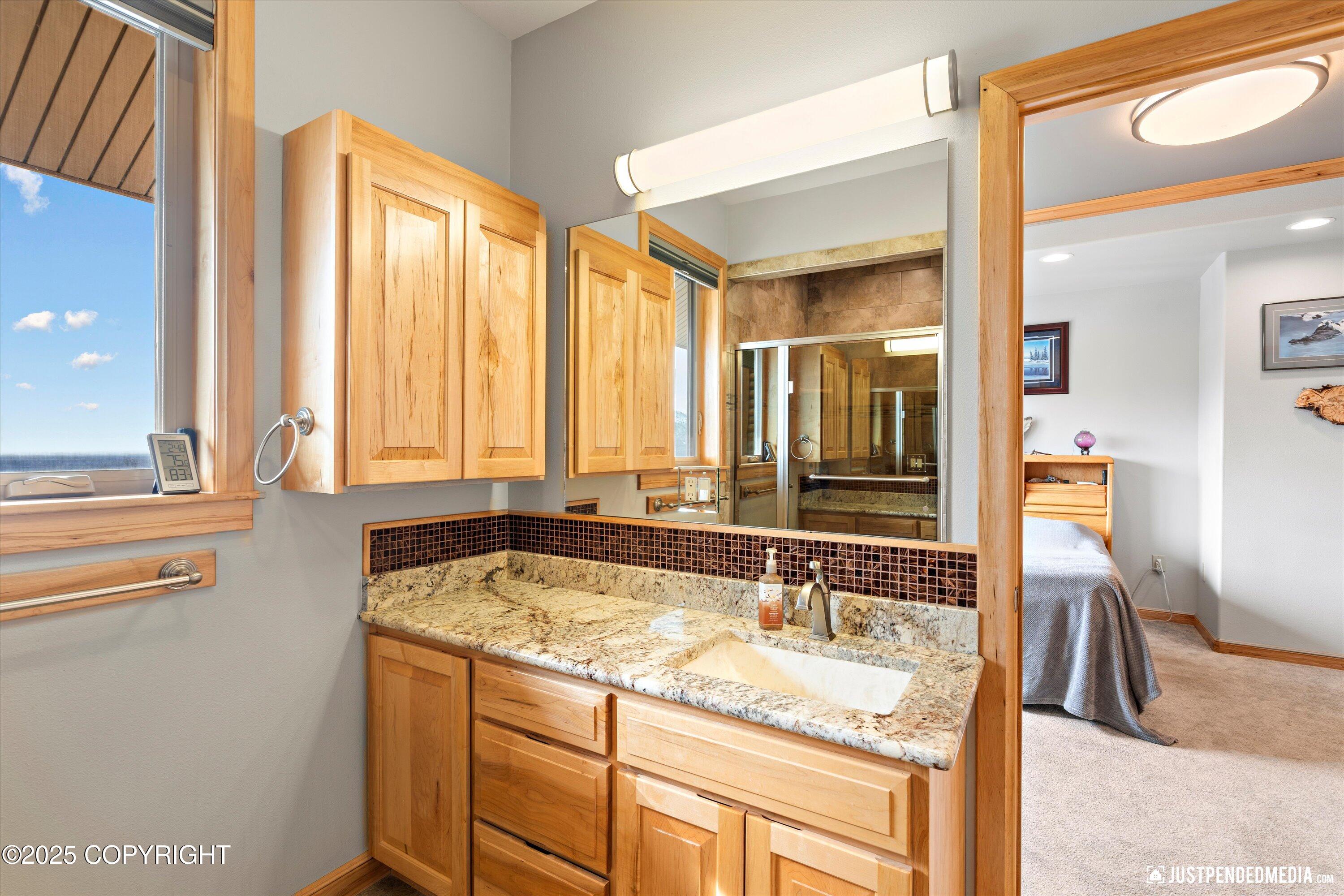 Eagle River, Alaska, 99577, United States, 4 Bedrooms Bedrooms, ,5 BathroomsBathrooms,Residential,Active,1849197