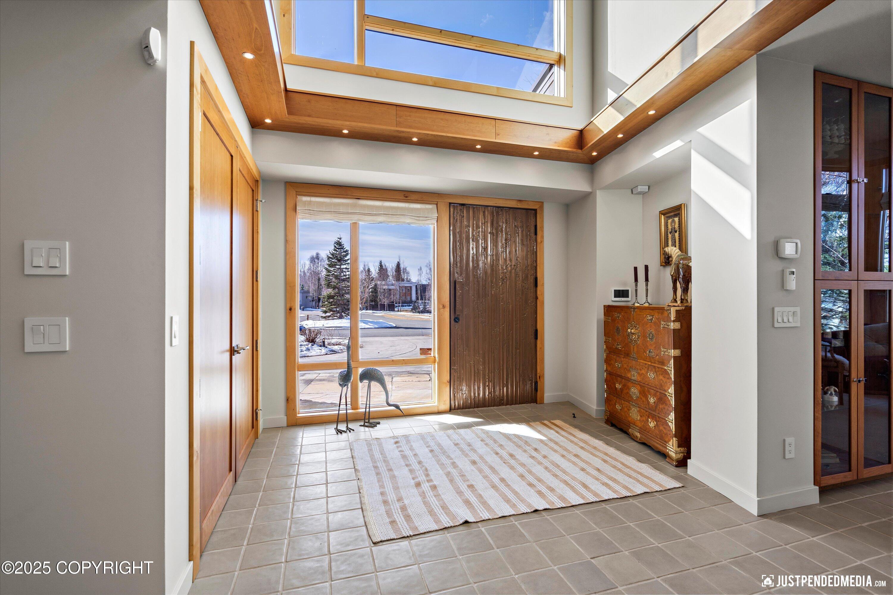 Anchorage, Alaska, 99517, United States, 3 Bedrooms Bedrooms, ,5 BathroomsBathrooms,Residential,Active,1849181