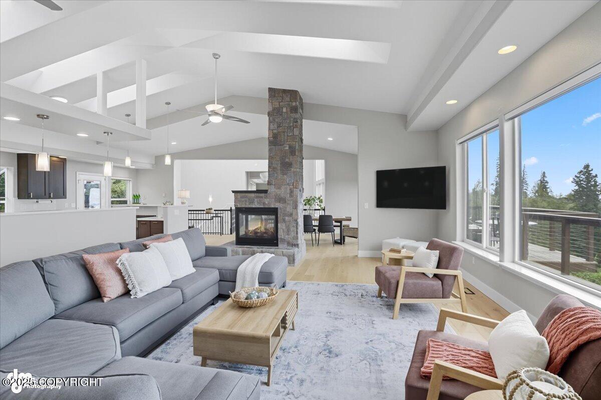 Anchorage, Alaska, 99516, United States, 4 Bedrooms Bedrooms, ,4 BathroomsBathrooms,Residential,Active,1941353