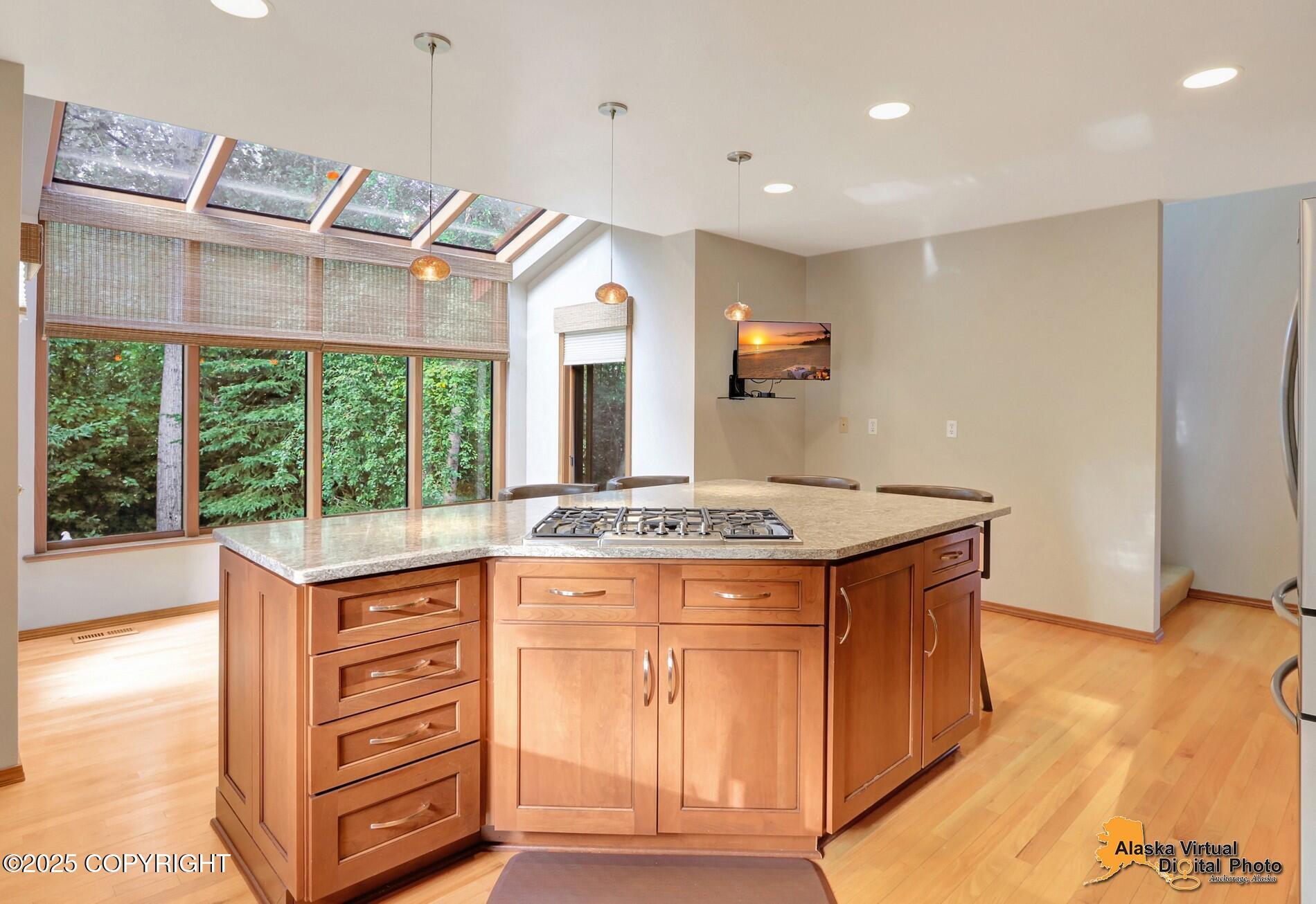 Anchorage, Alaska, 99504, United States, 6 Bedrooms Bedrooms, ,5 BathroomsBathrooms,Residential,Active,1926712