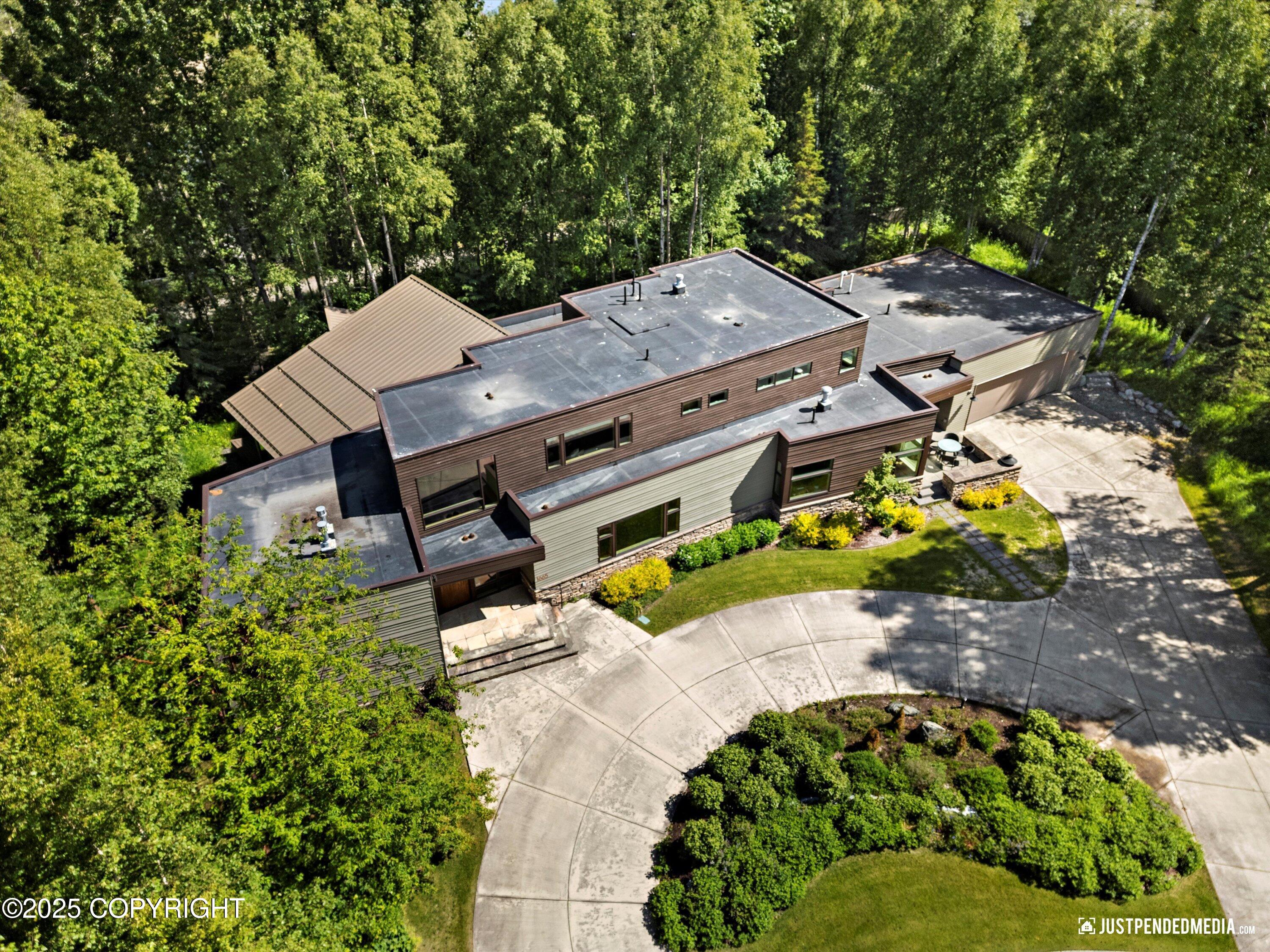 Anchorage, Alaska, 99517, United States, 3 Bedrooms Bedrooms, ,5 BathroomsBathrooms,Residential,Active,1849181