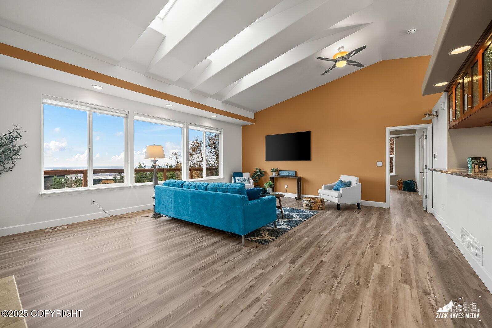 Anchorage, Alaska, 99507, United States, 4 Bedrooms Bedrooms, ,4 BathroomsBathrooms,Residential,Active,1965789