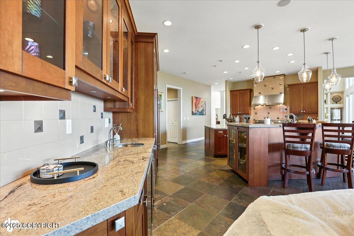 Anchorage, Alaska, 99516, United States, 6 Bedrooms Bedrooms, ,5 BathroomsBathrooms,Residential,Active,1914593