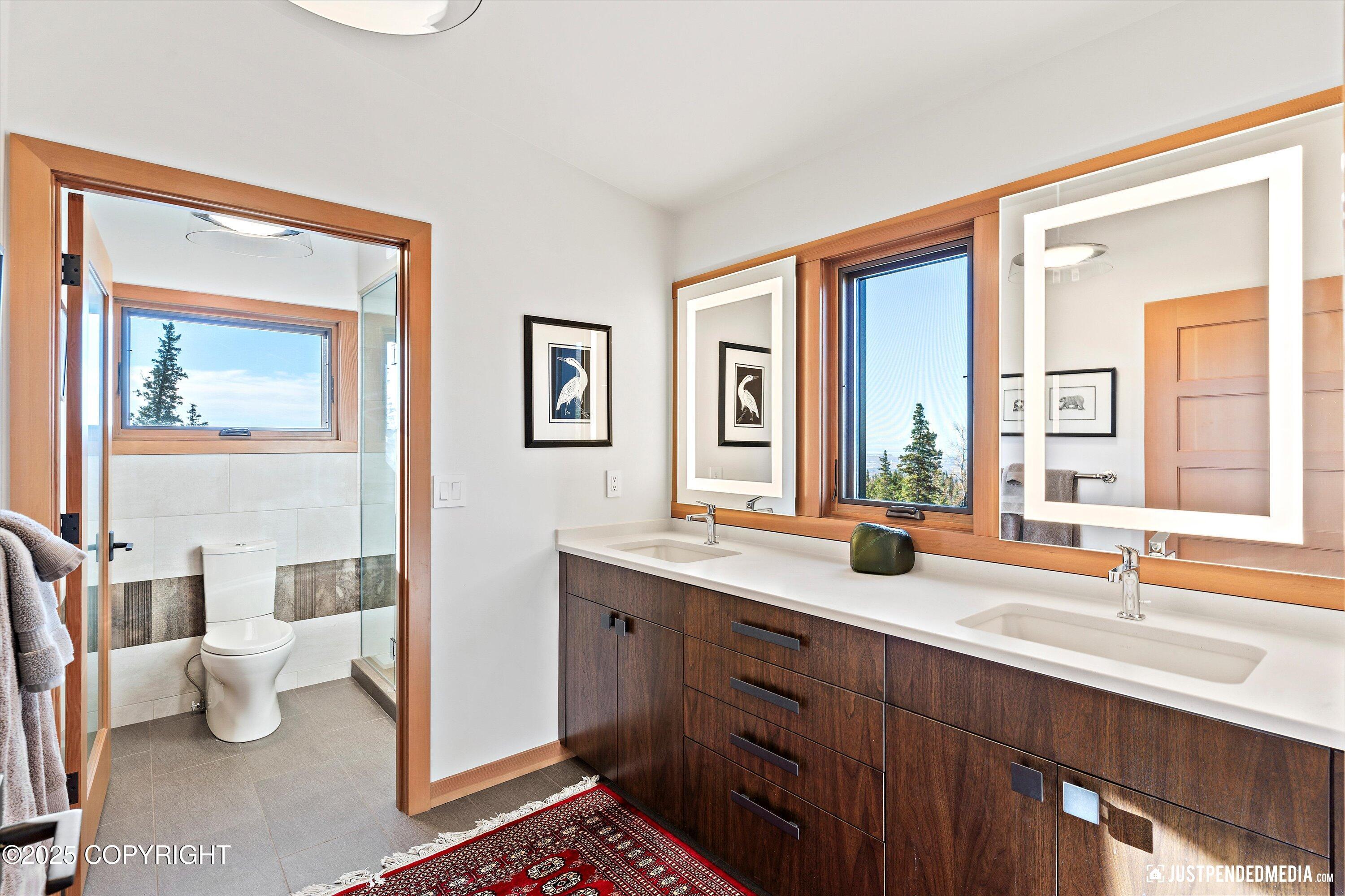 Anchorage, Alaska, 99507, United States, 3 Bedrooms Bedrooms, ,3 BathroomsBathrooms,Residential,Active,1964460