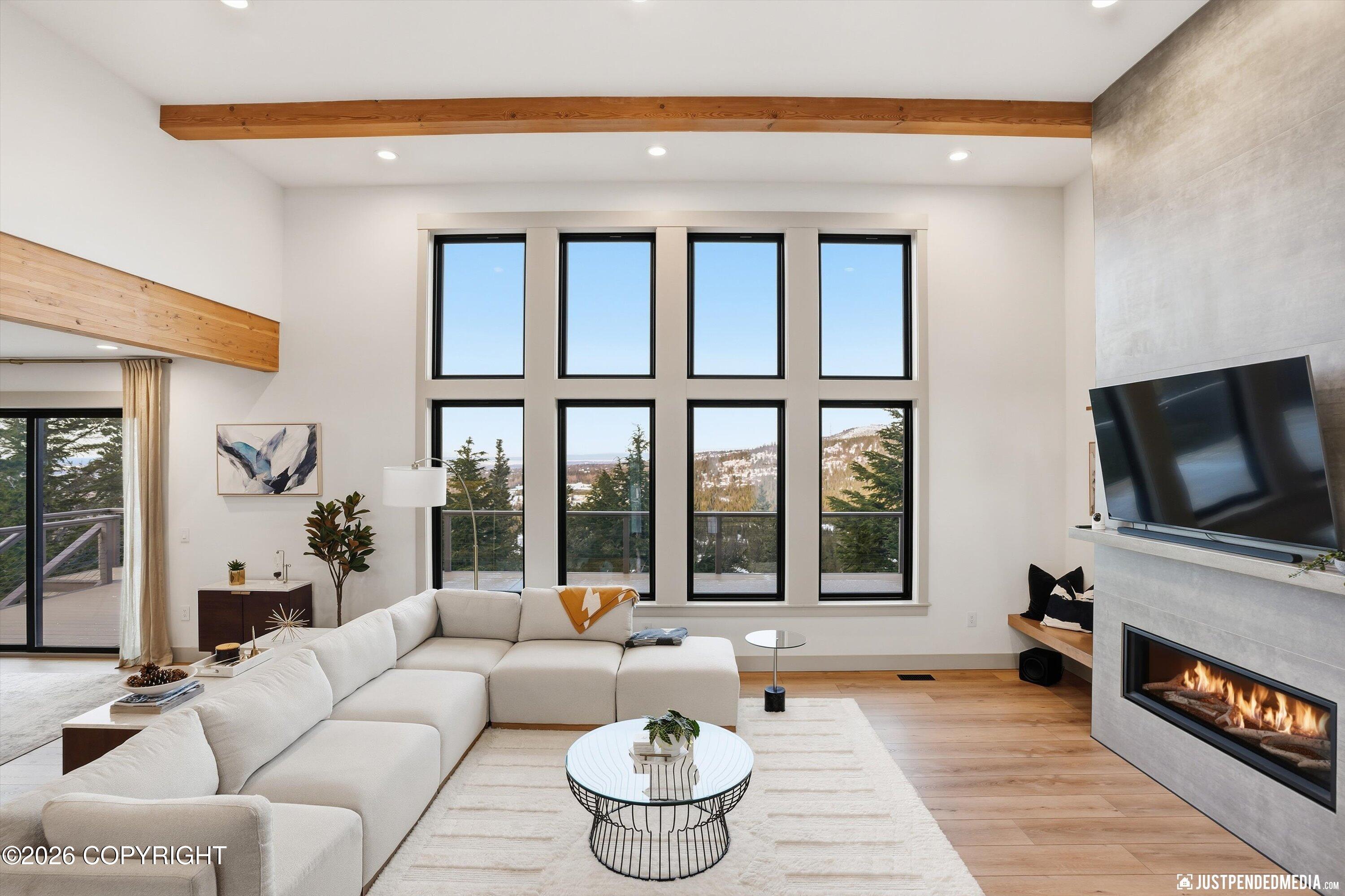 Anchorage, Alaska, 99516, United States, 4 Bedrooms Bedrooms, ,6 BathroomsBathrooms,Residential,Active,2011878