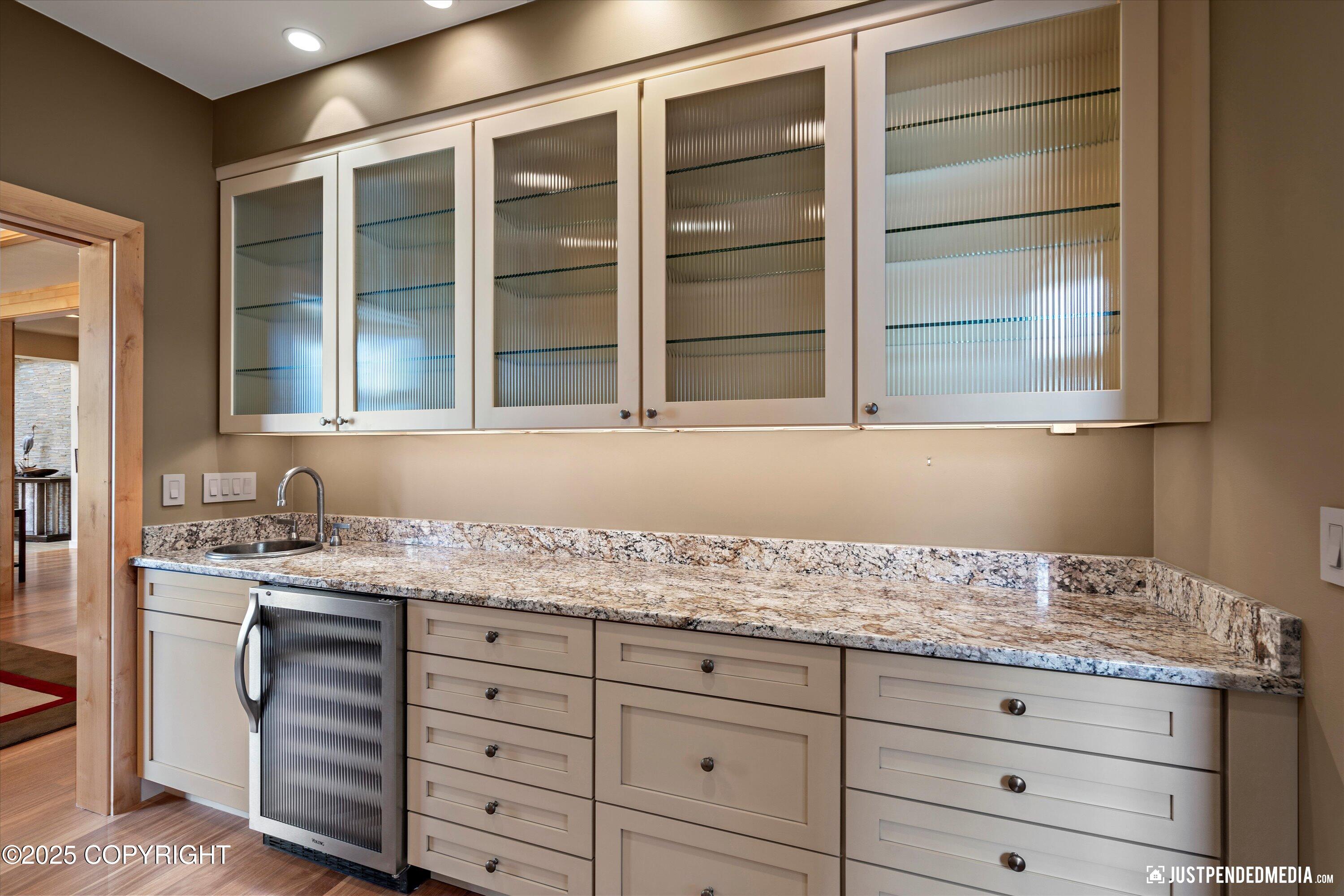 Anchorage, Alaska, 99517, United States, 3 Bedrooms Bedrooms, ,5 BathroomsBathrooms,Residential,Active,1849181