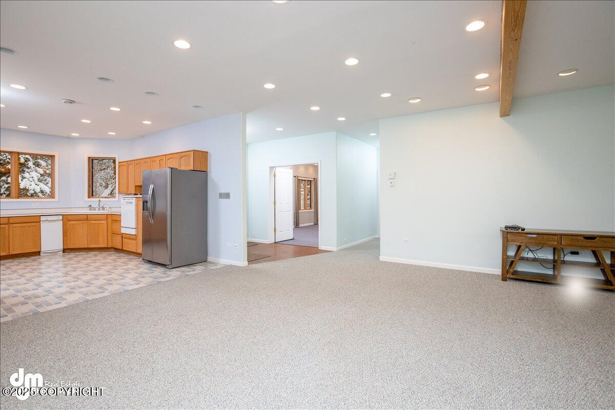 Anchorage, Alaska, 99516, United States, 4 Bedrooms Bedrooms, ,5 BathroomsBathrooms,Residential,Active,1914594