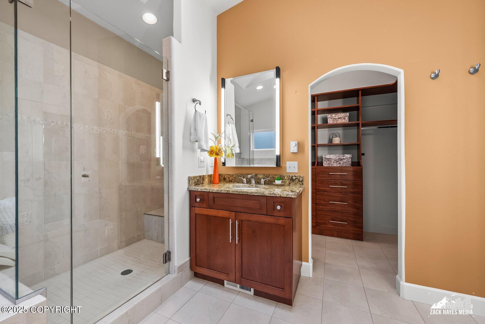 Anchorage, Alaska, 99507, United States, 4 Bedrooms Bedrooms, ,4 BathroomsBathrooms,Residential,Active,1965789