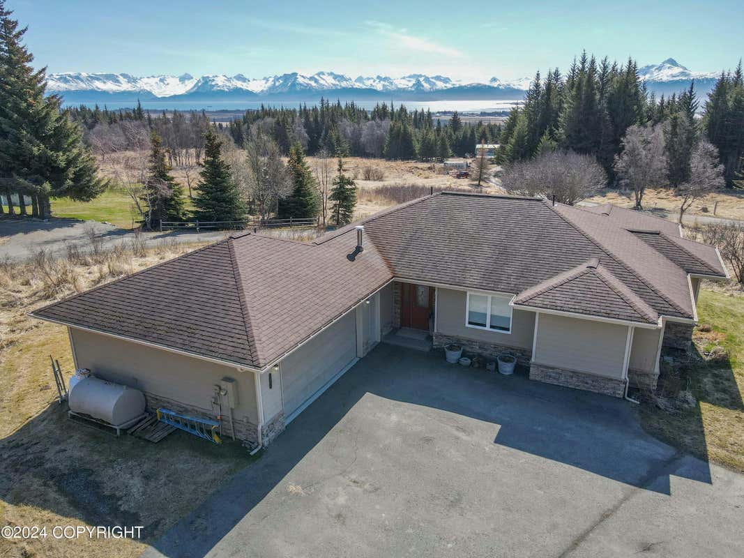 1074 LATHAM AVE, HOMER, AK 99603, photo 1 of 40