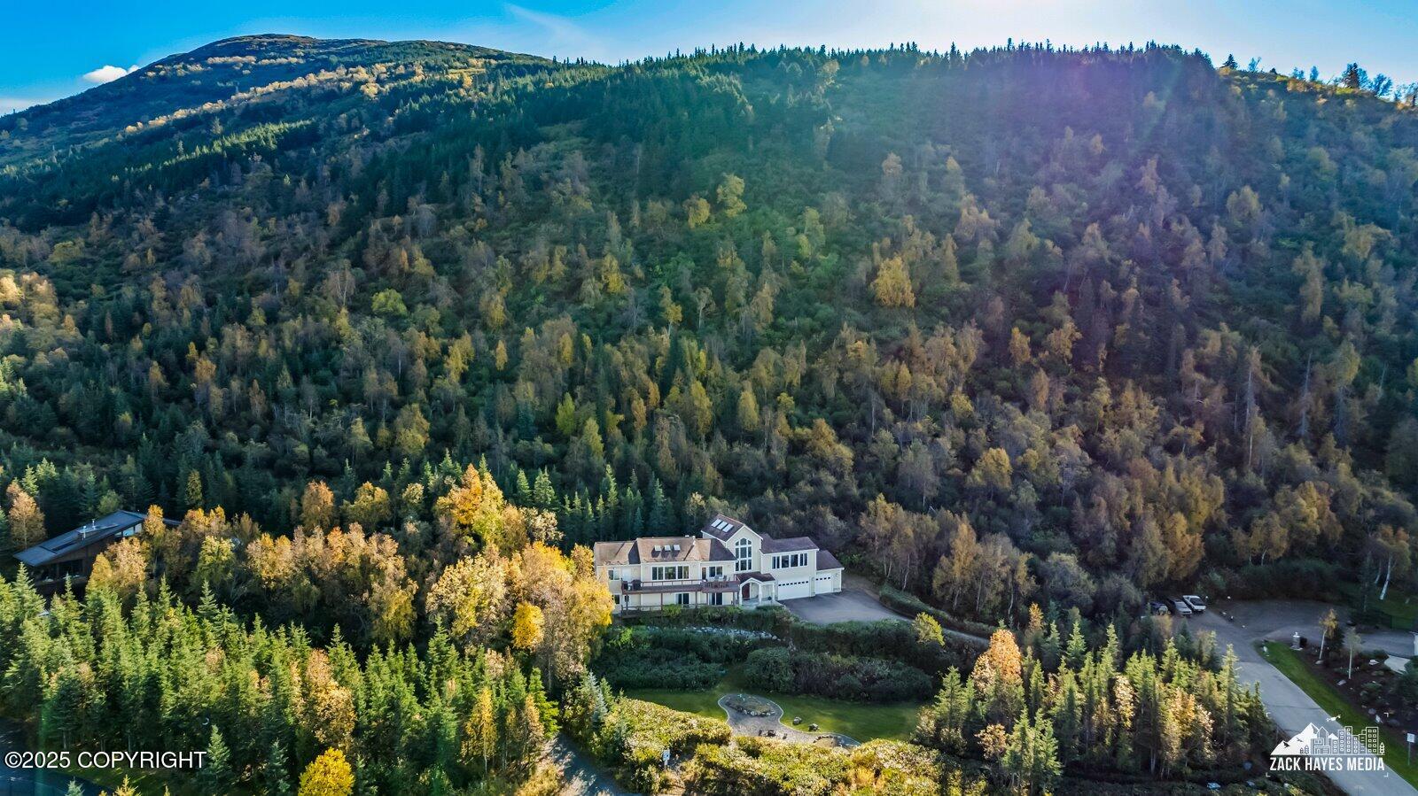 Anchorage, Alaska, 99507, United States, 4 Bedrooms Bedrooms, ,4 BathroomsBathrooms,Residential,Active,1965789