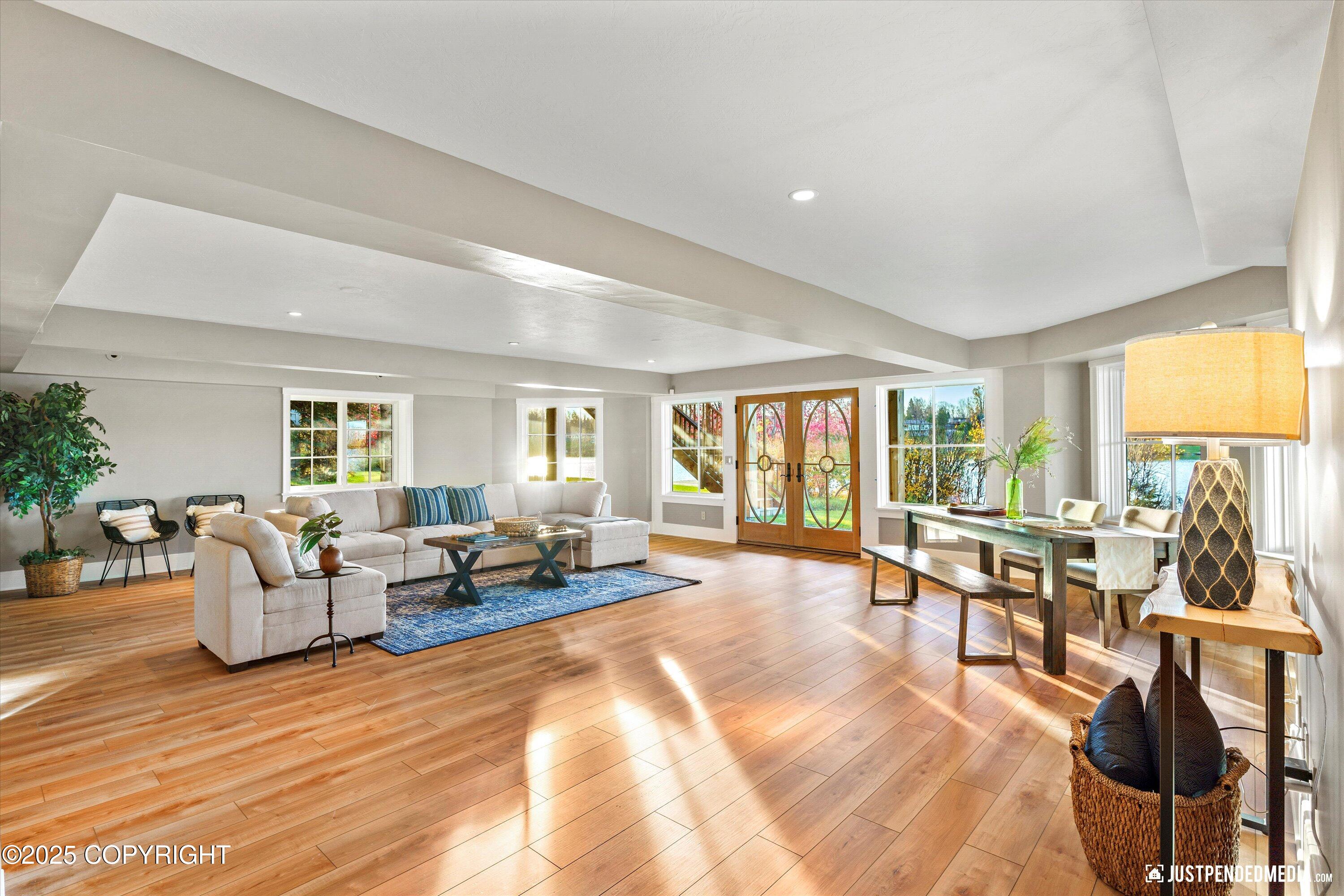 Anchorage, Alaska, 99502, United States, 5 Bedrooms Bedrooms, ,8 BathroomsBathrooms,Residential,Active,1964267